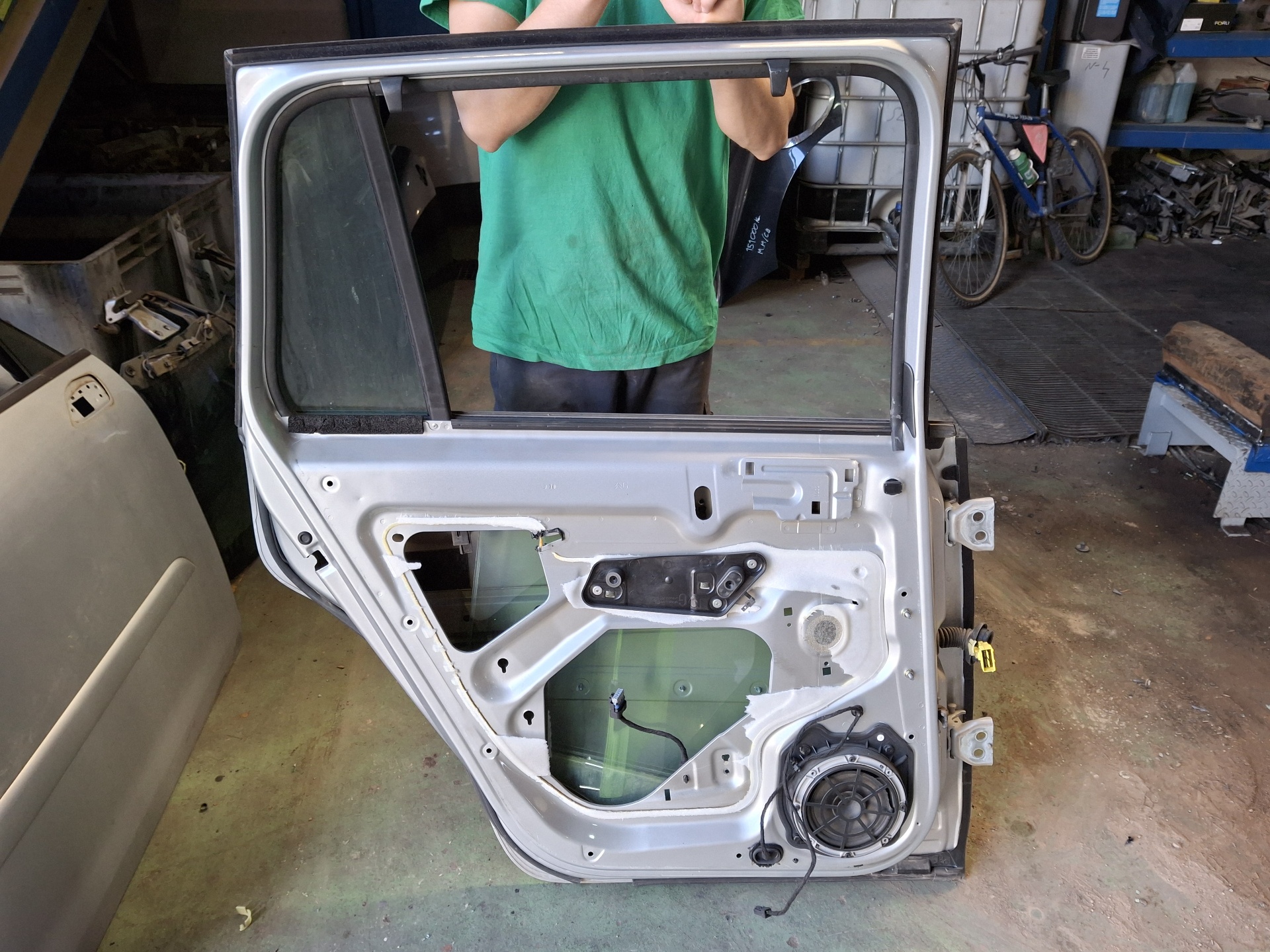 PUERTA TRASERA IZQUIERDA CITROEN C4 9HZ