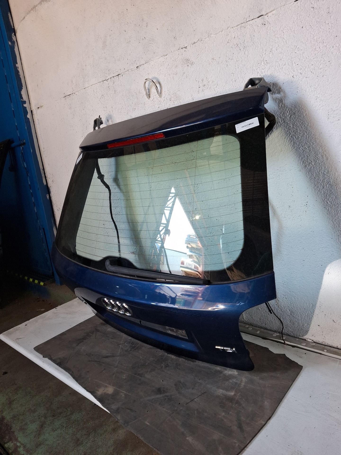 PORTON TRASERO AUDI A3 