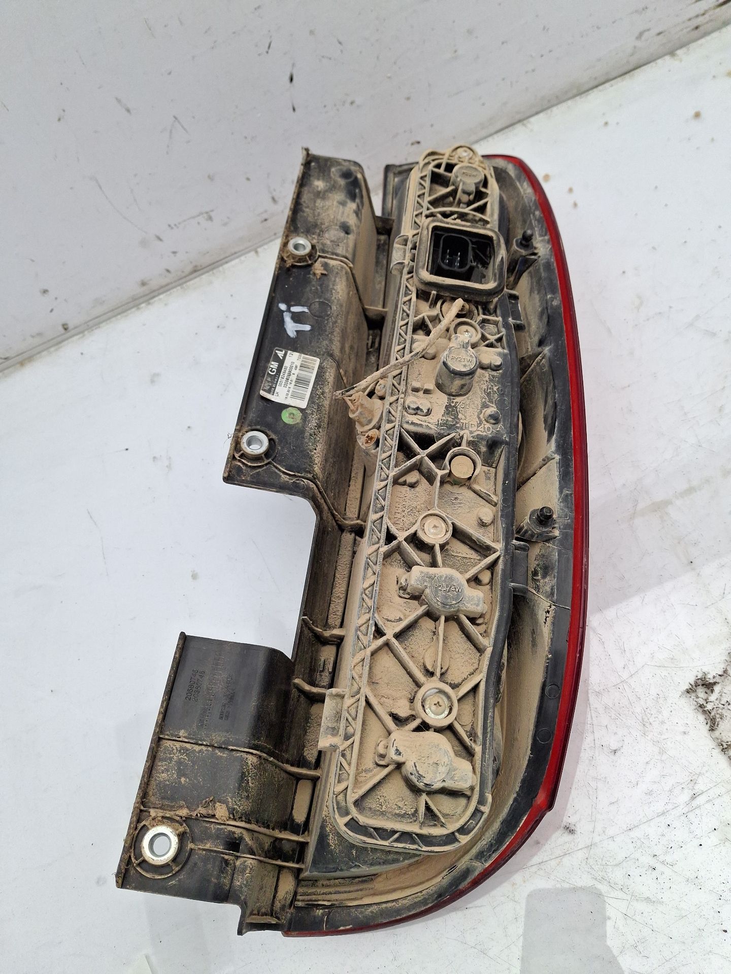 PILOTO TRASERO IZQUIERDO OPEL COMBO 