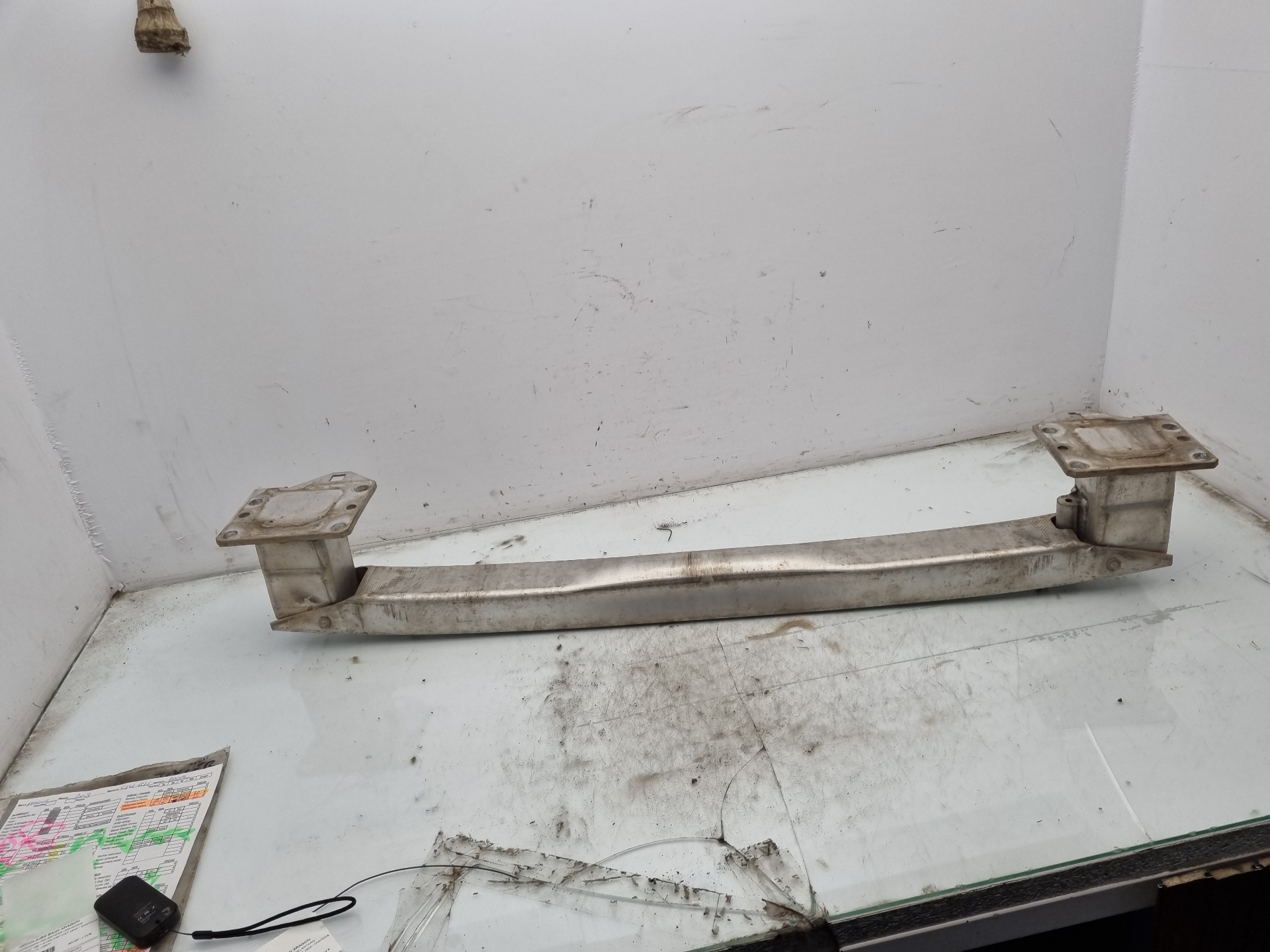 REFUERZO PARAGOLPES DELANTERO PEUGEOT 308 9HZ