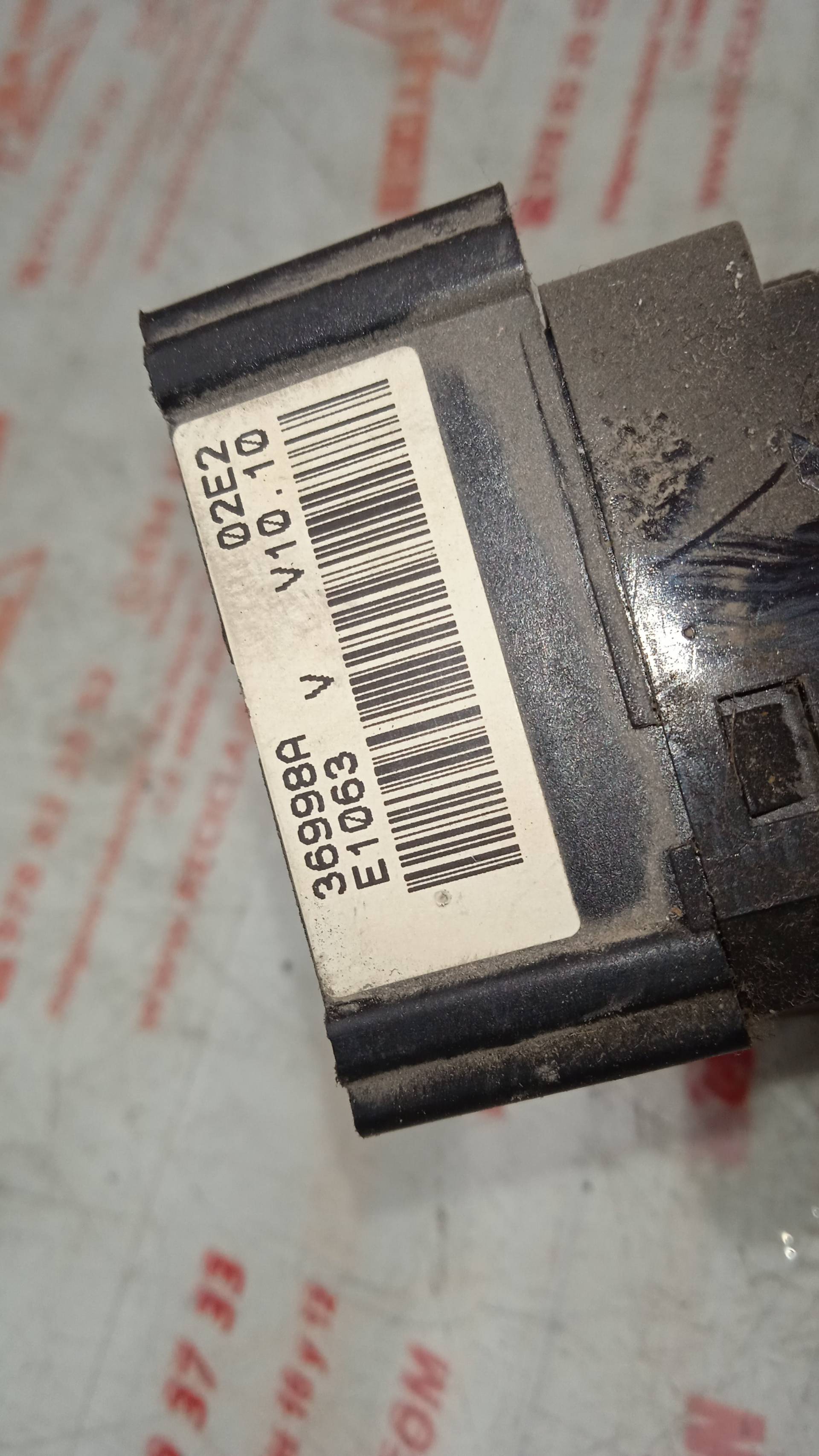 MANDO INTERMITENTES RENAULT SC?NIC F9Q K7