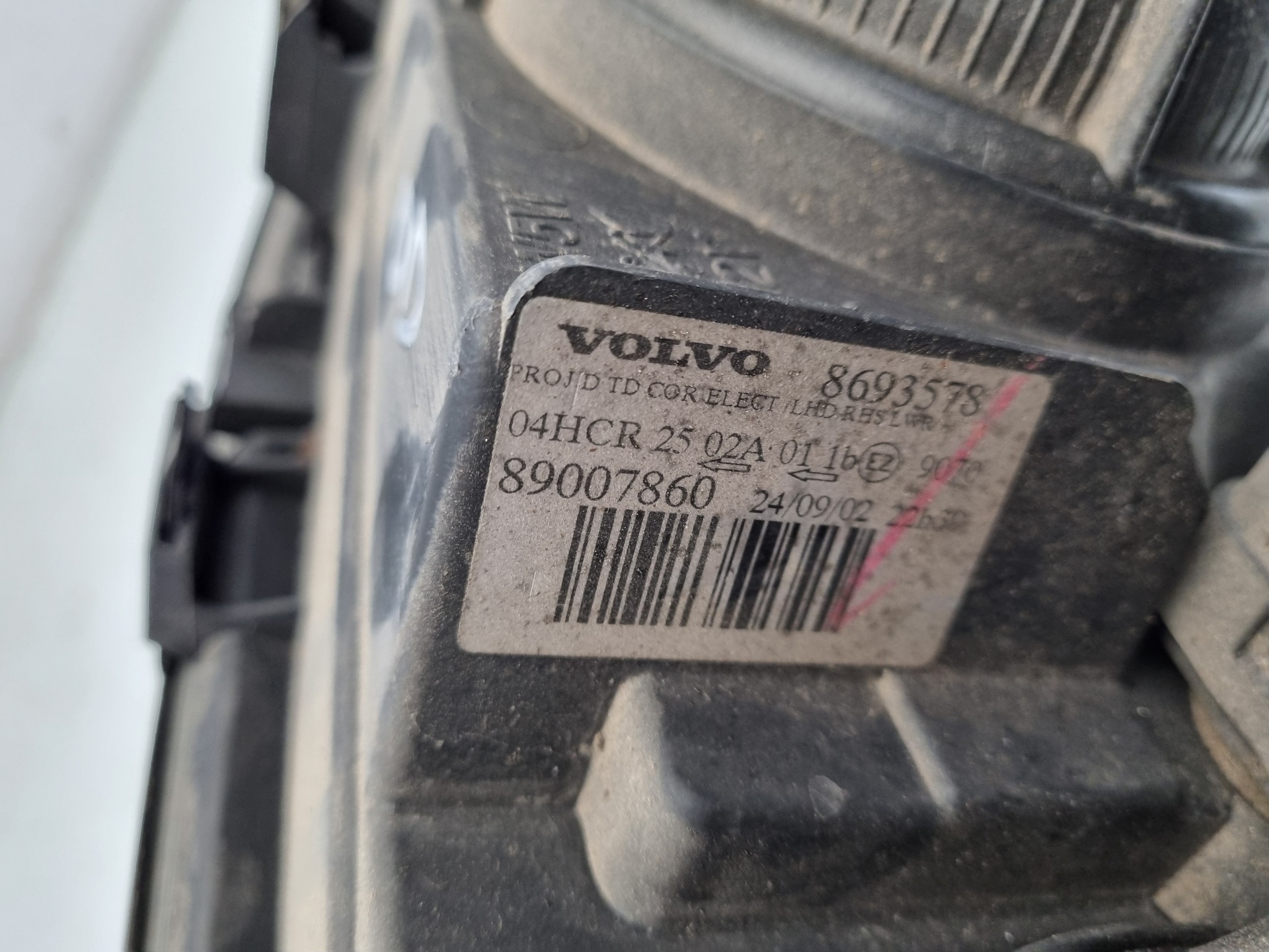 FARO DERECHO VOLVO S60 B5244S2