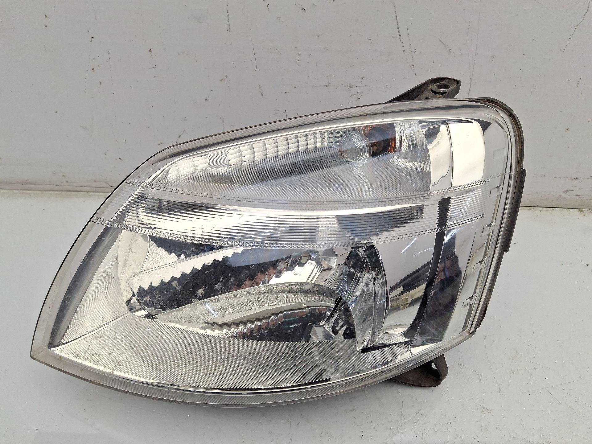 PARASOL IZQUIERDO PEUGEOT PARTNER 