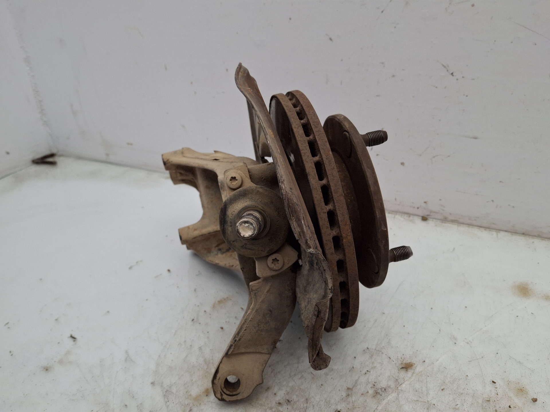 MANGUETA DELANTERA IZQUIERDA RENAULT TRAFIC J8S