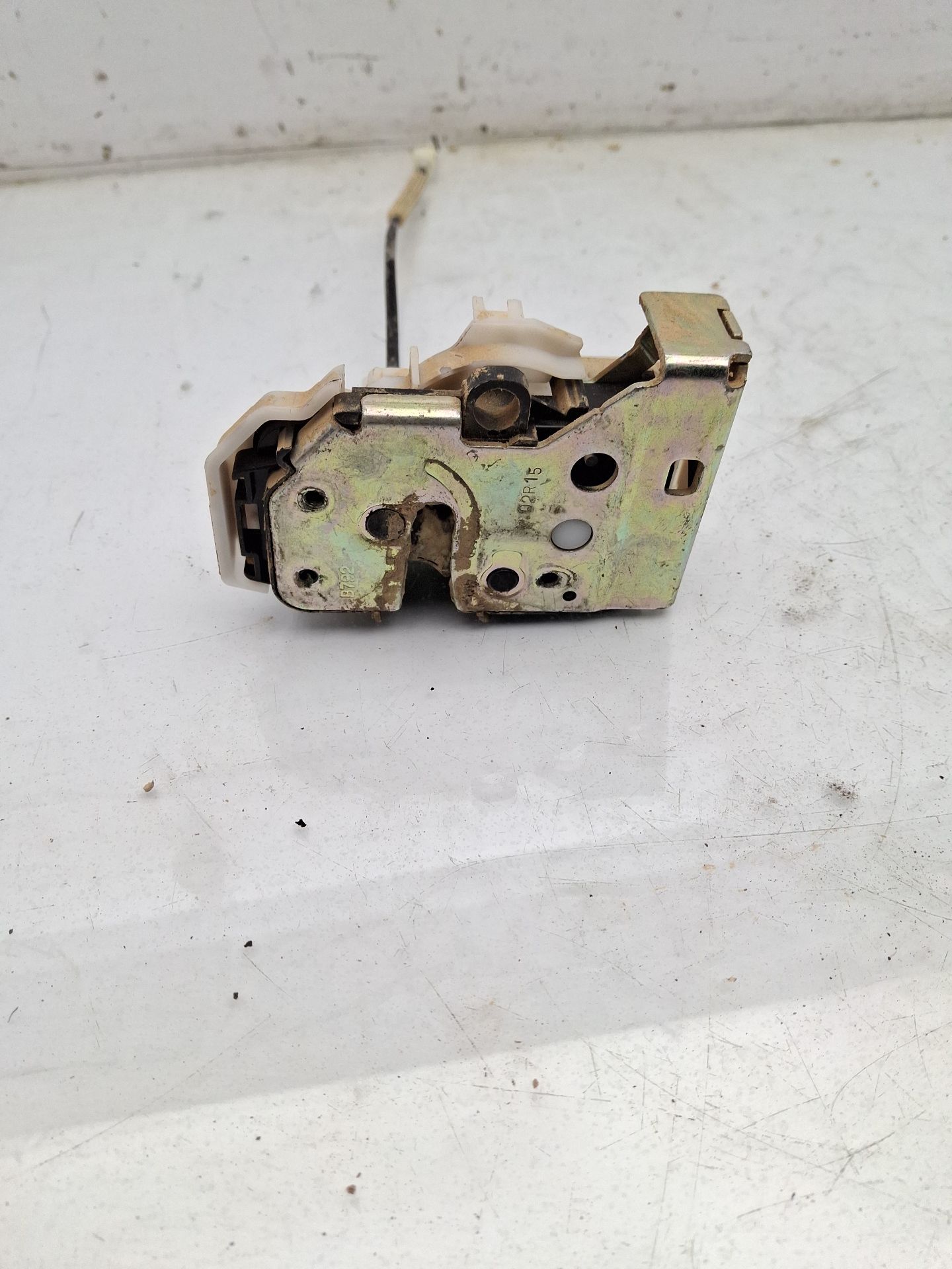 CERRADURA PUERTA DELANTERA DERECHA OPEL COMBO 
