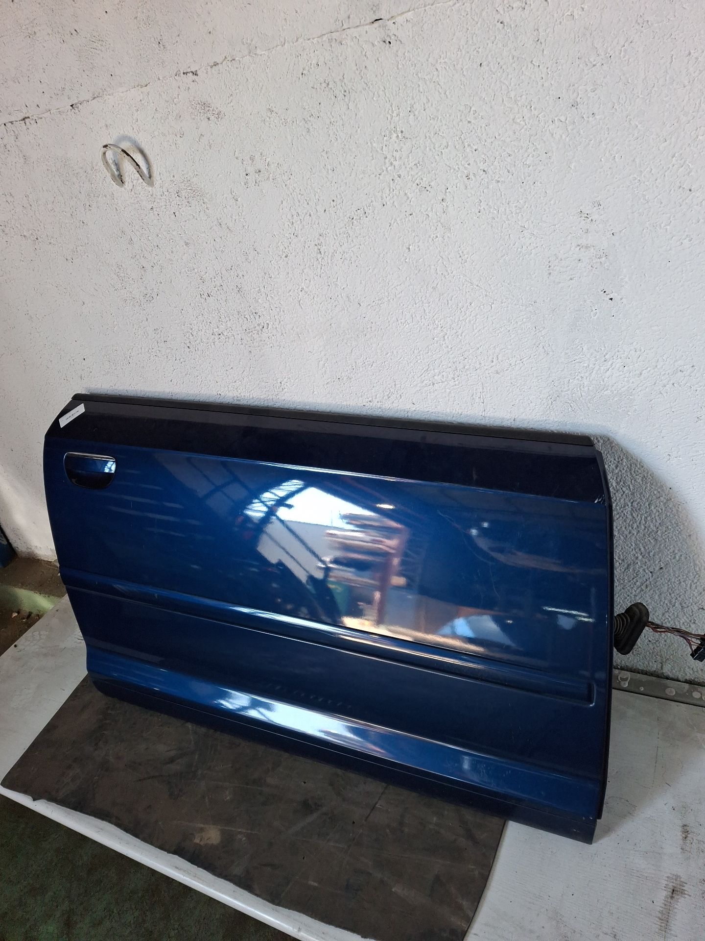 PUERTA DELANTERA DERECHA AUDI A3 