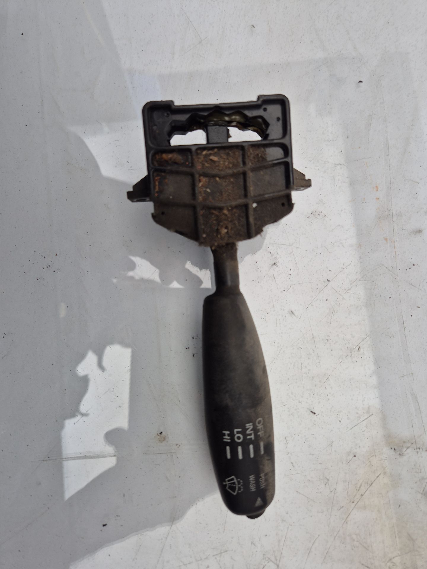 MANDO LIMPIA NISSAN CABSTAR 