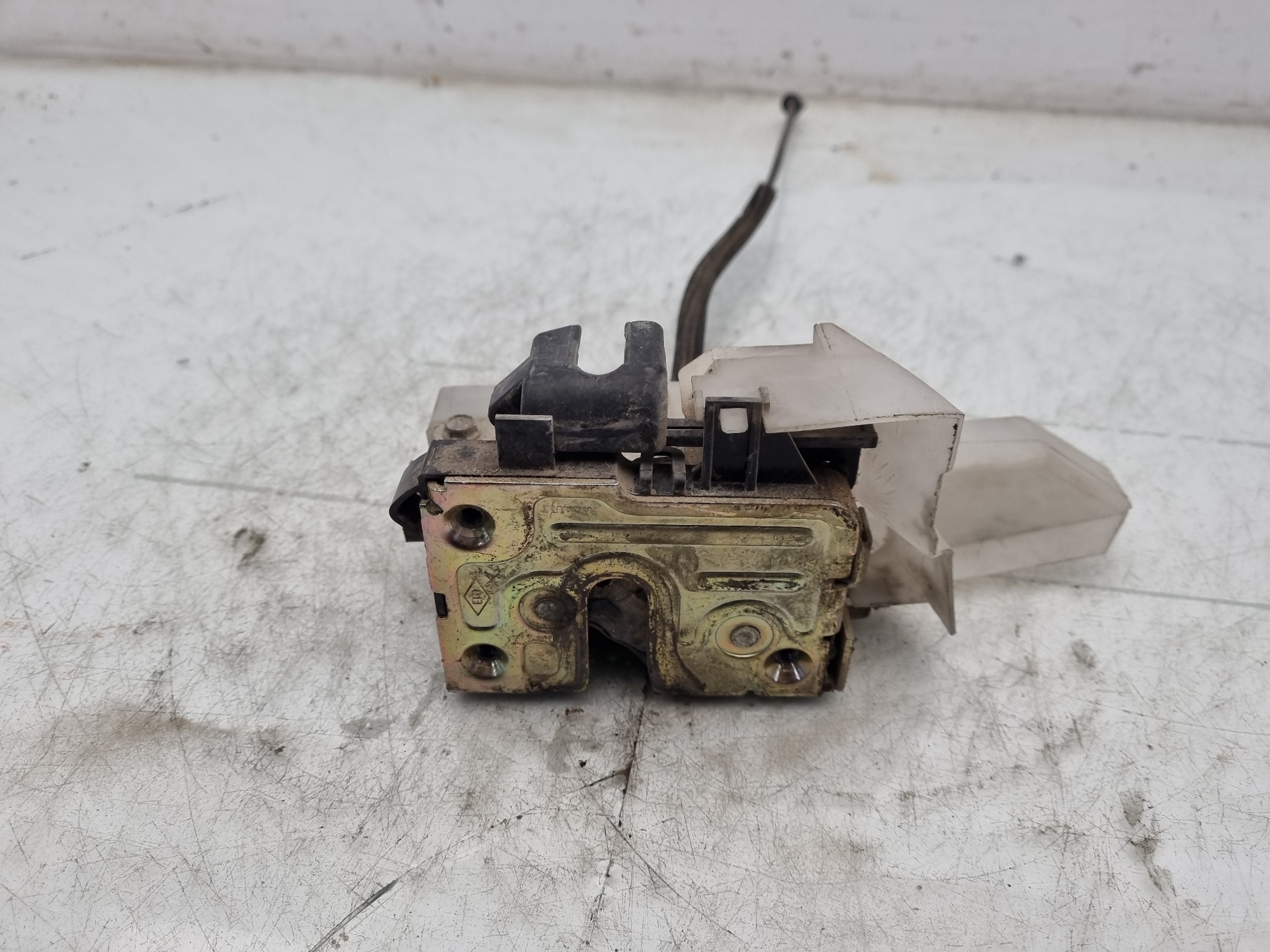 CERRADURA PUERTA DELANTERA IZQUIERDA RENAULT CLIO K7M