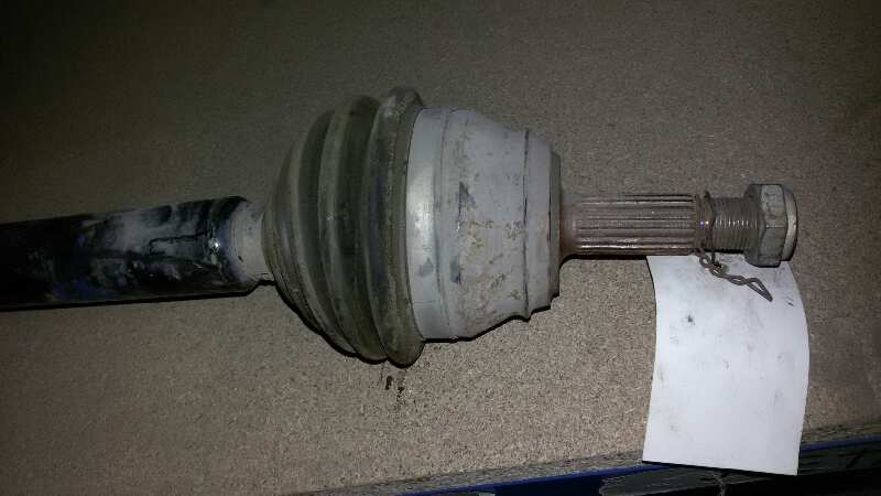 TRANSMISION DELANTERA DERECHA VOLKSWAGEN VENTO 2E