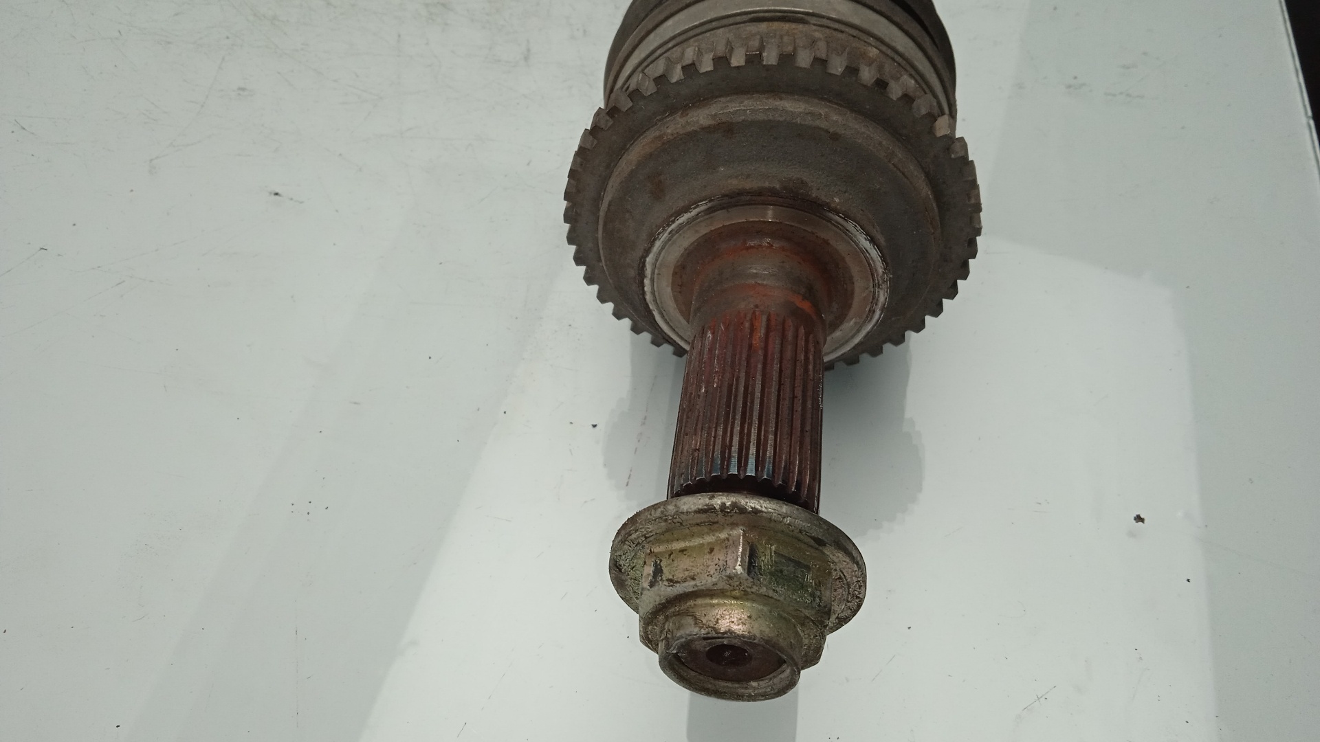 TRANSMISION DELANTERA DERECHA MAZDA 6 L8