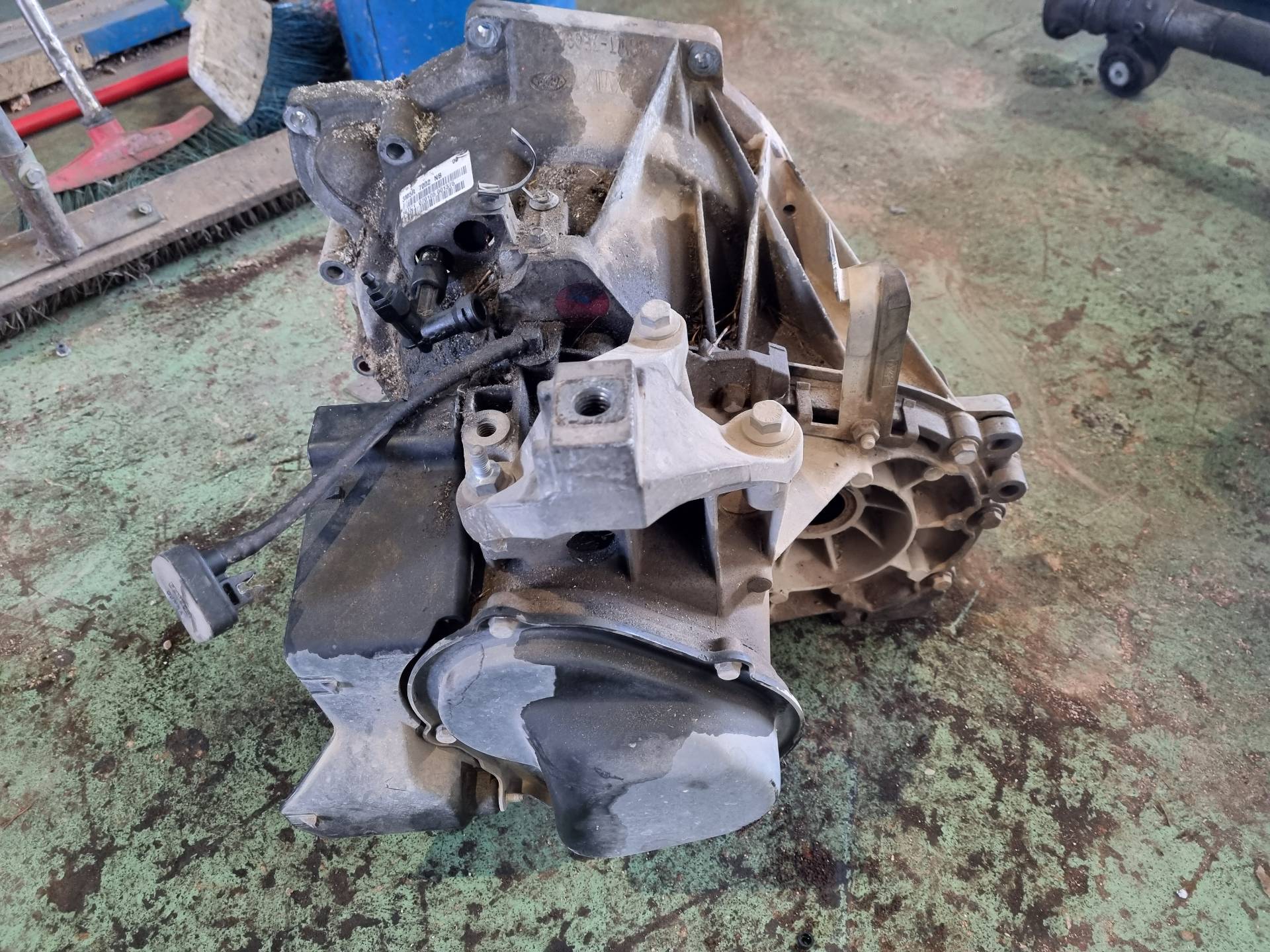 CAJA CAMBIOS FORD FOCUS HWDA