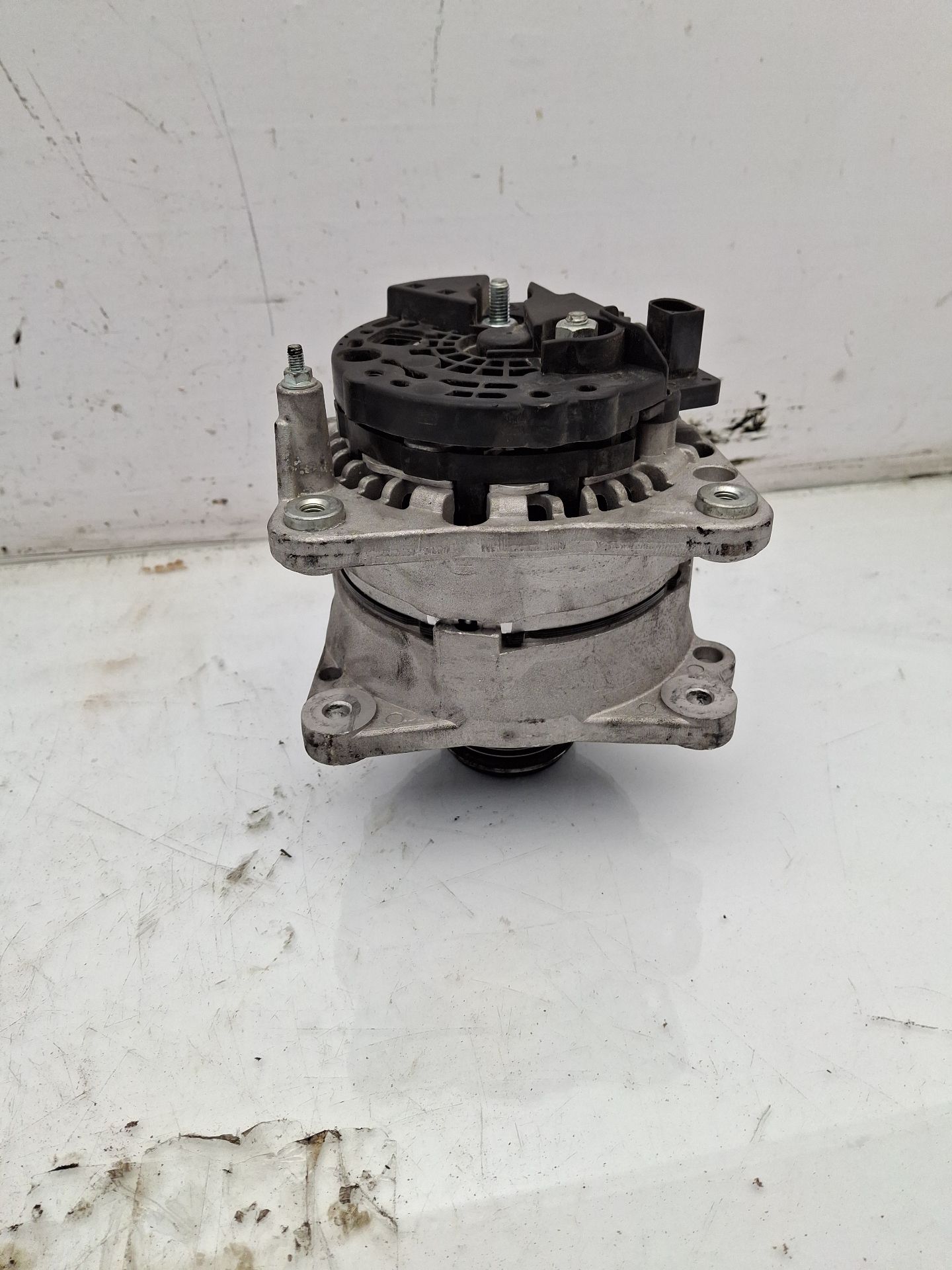 PILOTO TRASERO DERECHO VOLKSWAGEN GOLF 