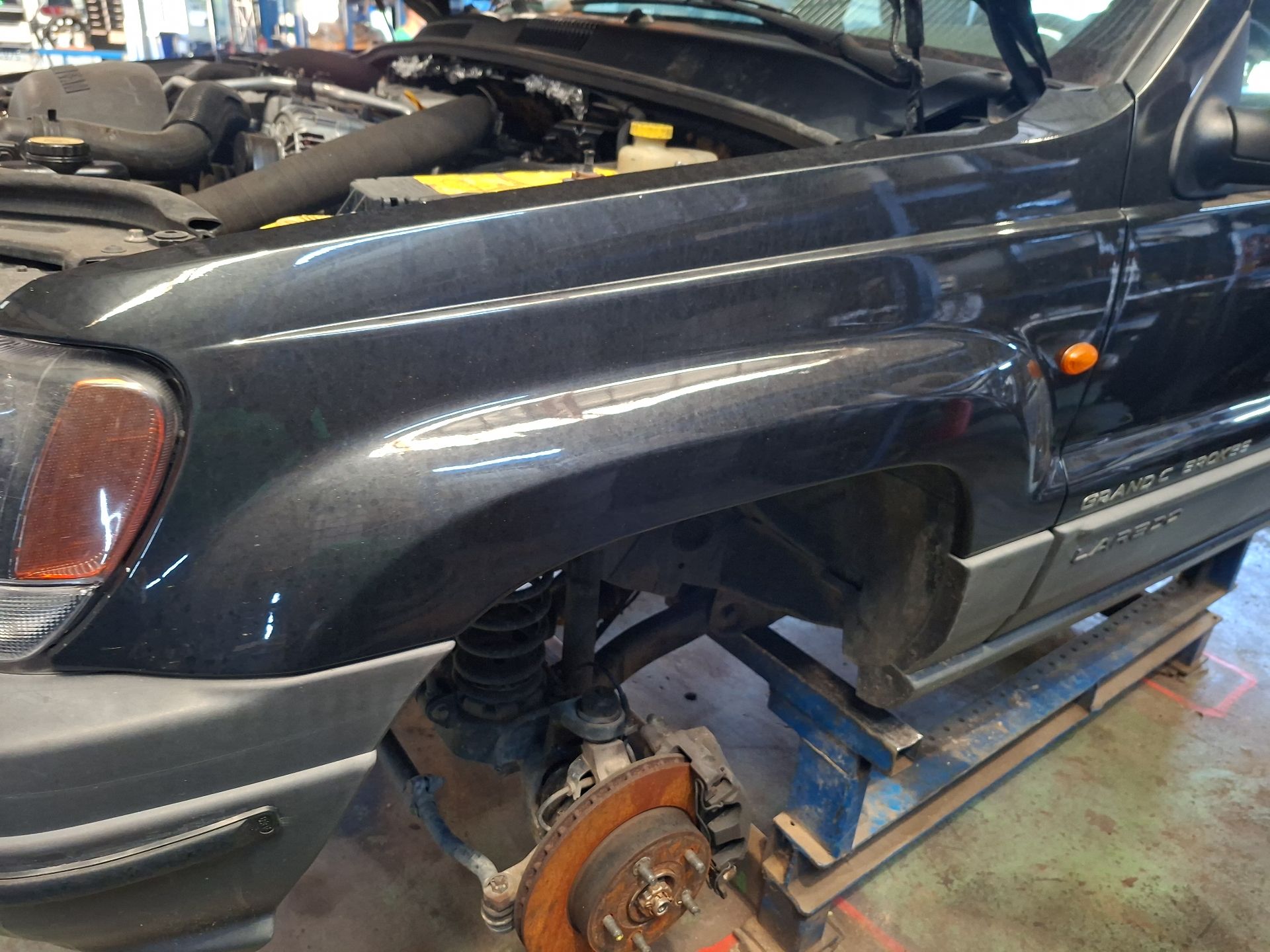 ALETA DELANTERA IZQUIERDA JEEP GRAND 