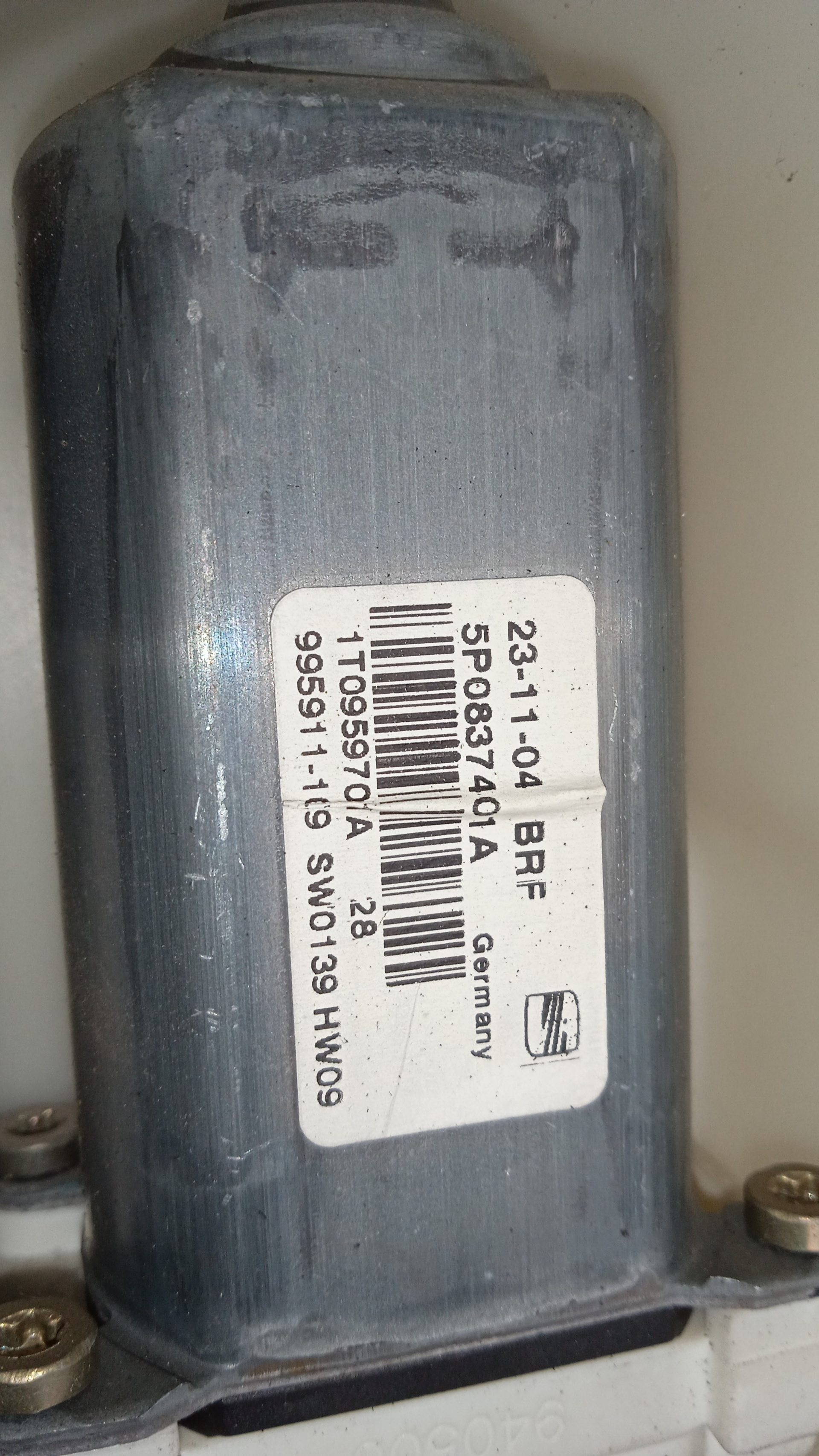 ELEVALUNAS DELANTERO IZQUIERDO SEAT TOLEDO BKD