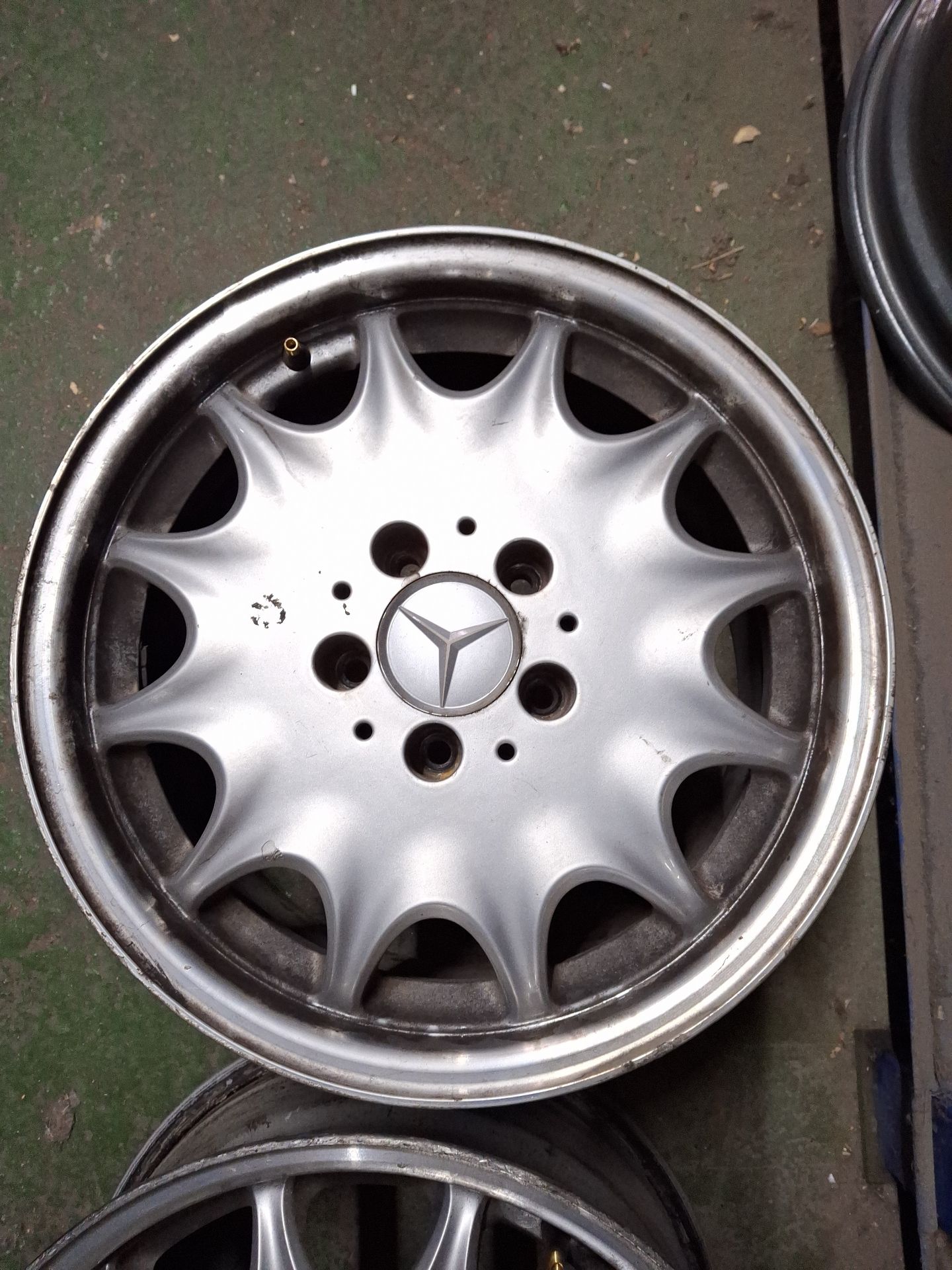 JUEGO LLANTAS MERCEDES-BENZ CLASE C 