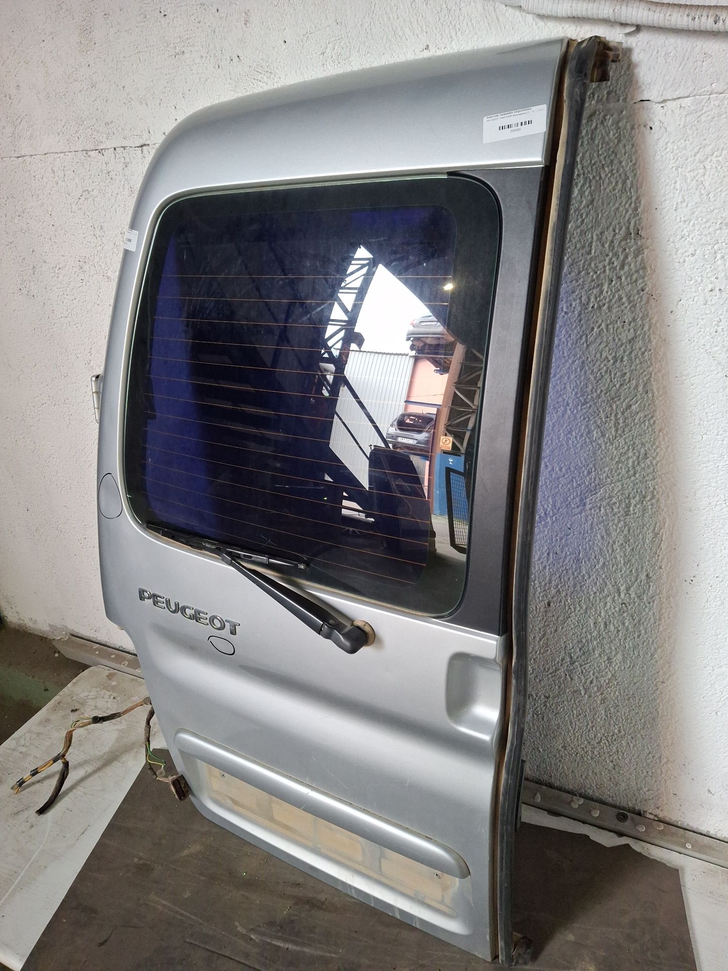 PORTON TRASERO IZQUIERDO PEUGEOT PARTNER 