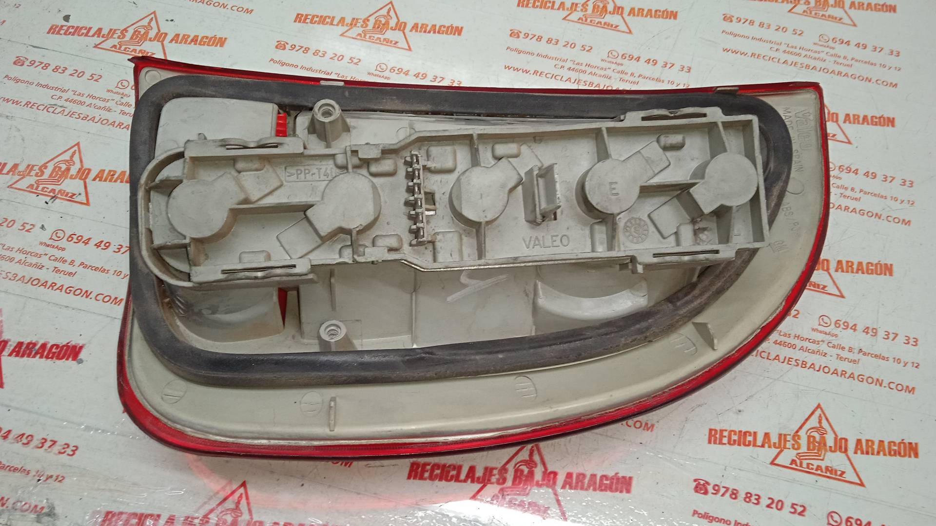 PILOTO TRASERO IZQUIERDO OPEL CORSA X17D