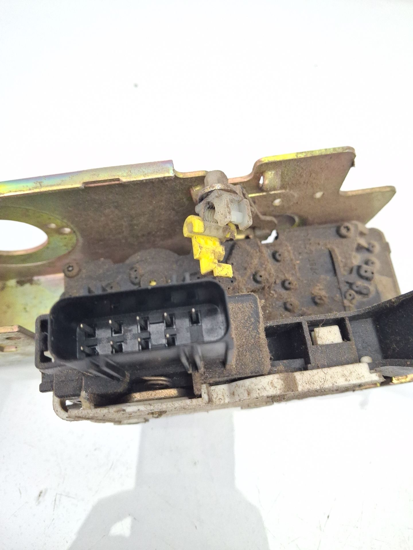 CERRADURA PUERTA DELANTERA DERECHA FORD TRANSIT 