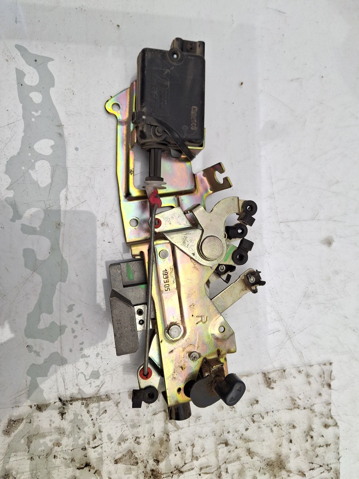 CERRADURA PUERTA LATERAL DERECHA PEUGEOT PARTNER 