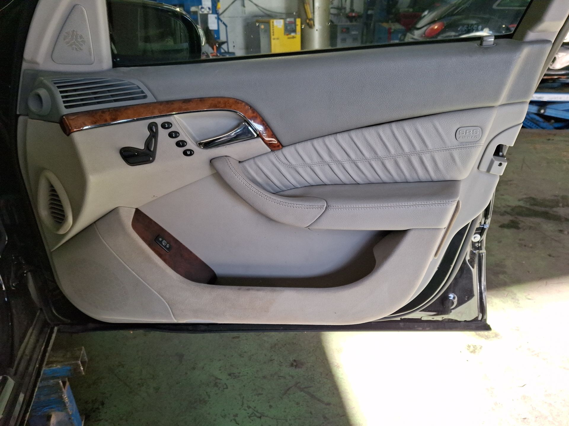  MERCEDES-BENZ CLASE S (W220, V220) S 400 CDI (220.028, 220.128)