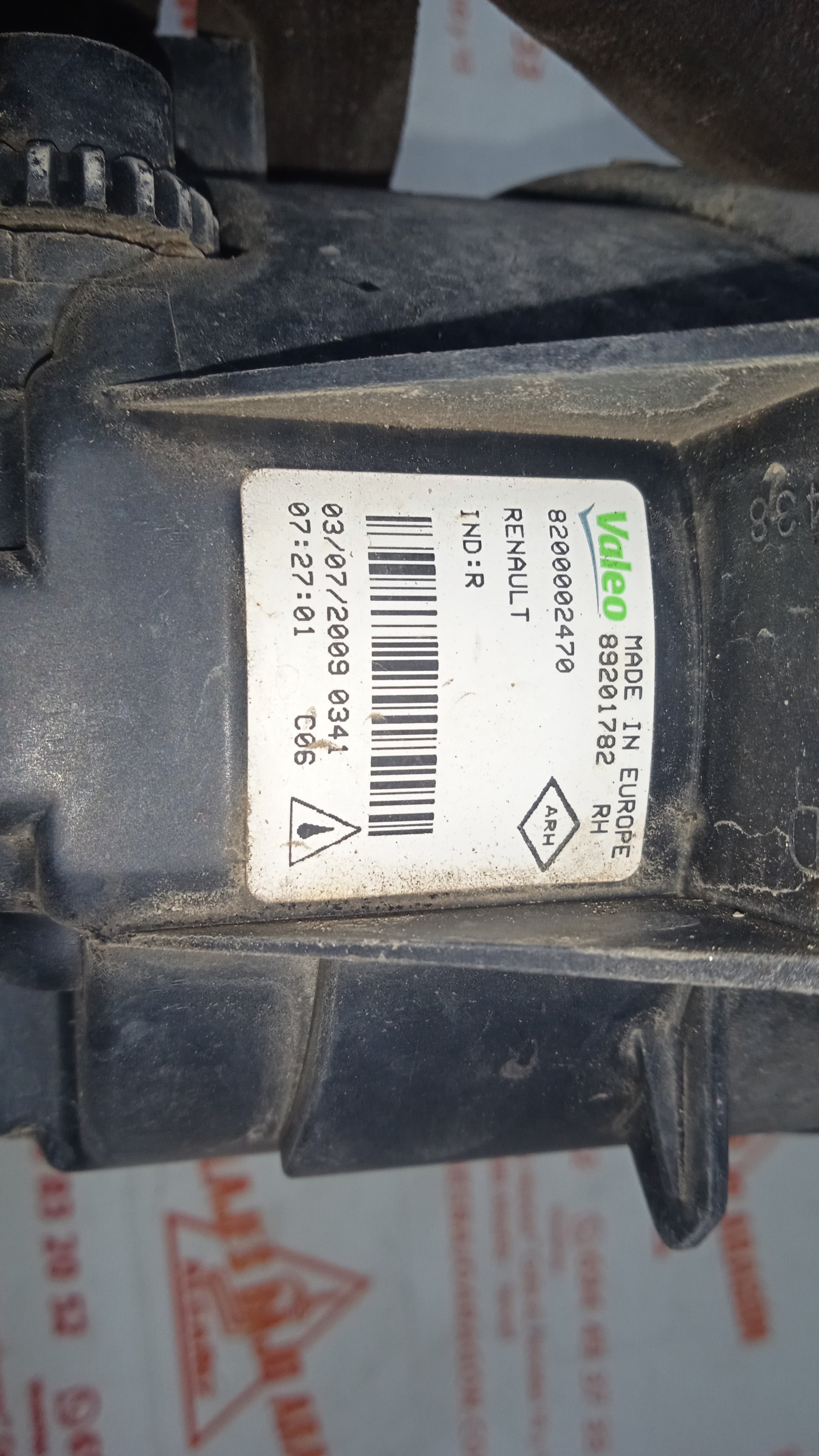 FARO ANTINIEBLA DERECHO RENAULT CLIO K9K T7