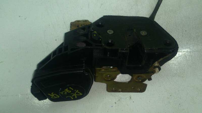 CERRADURA PUERTA DELANTERA IZQUIERDA HYUNDAI TRAJE D4EA
