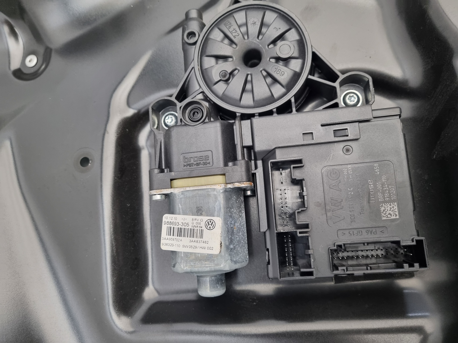 ELEVALUNAS DELANTERO DERECHO VOLKSWAGEN PASSAT CAY