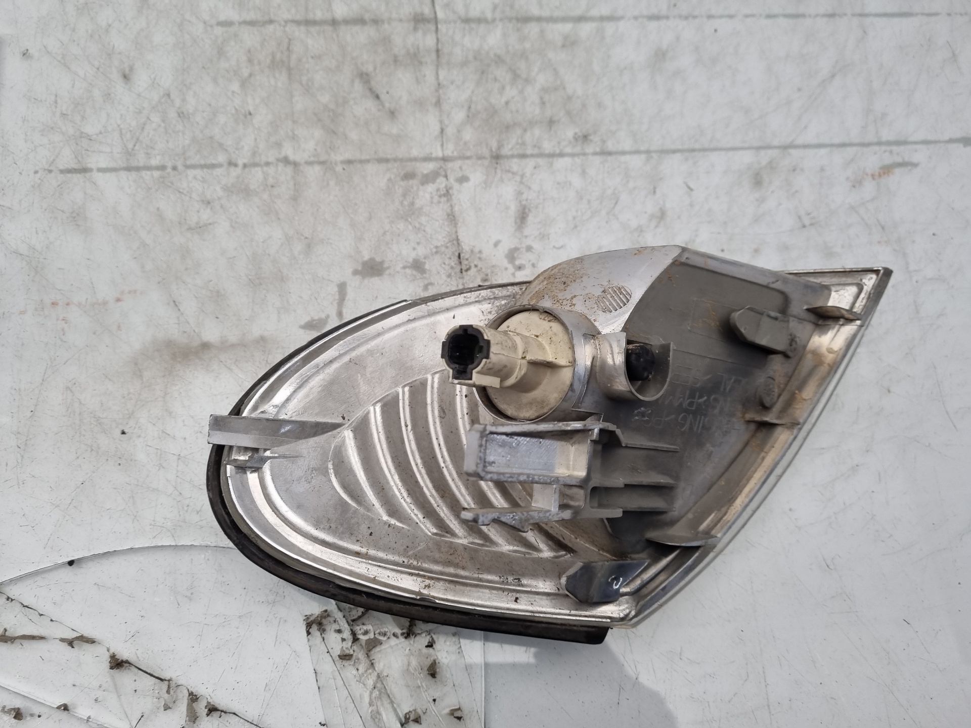 PILOTO DELANTERO DERECHO NISSAN ALMERA YD22