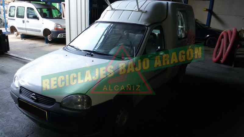 BOMBA DIRECCION OPEL KADETT X17D