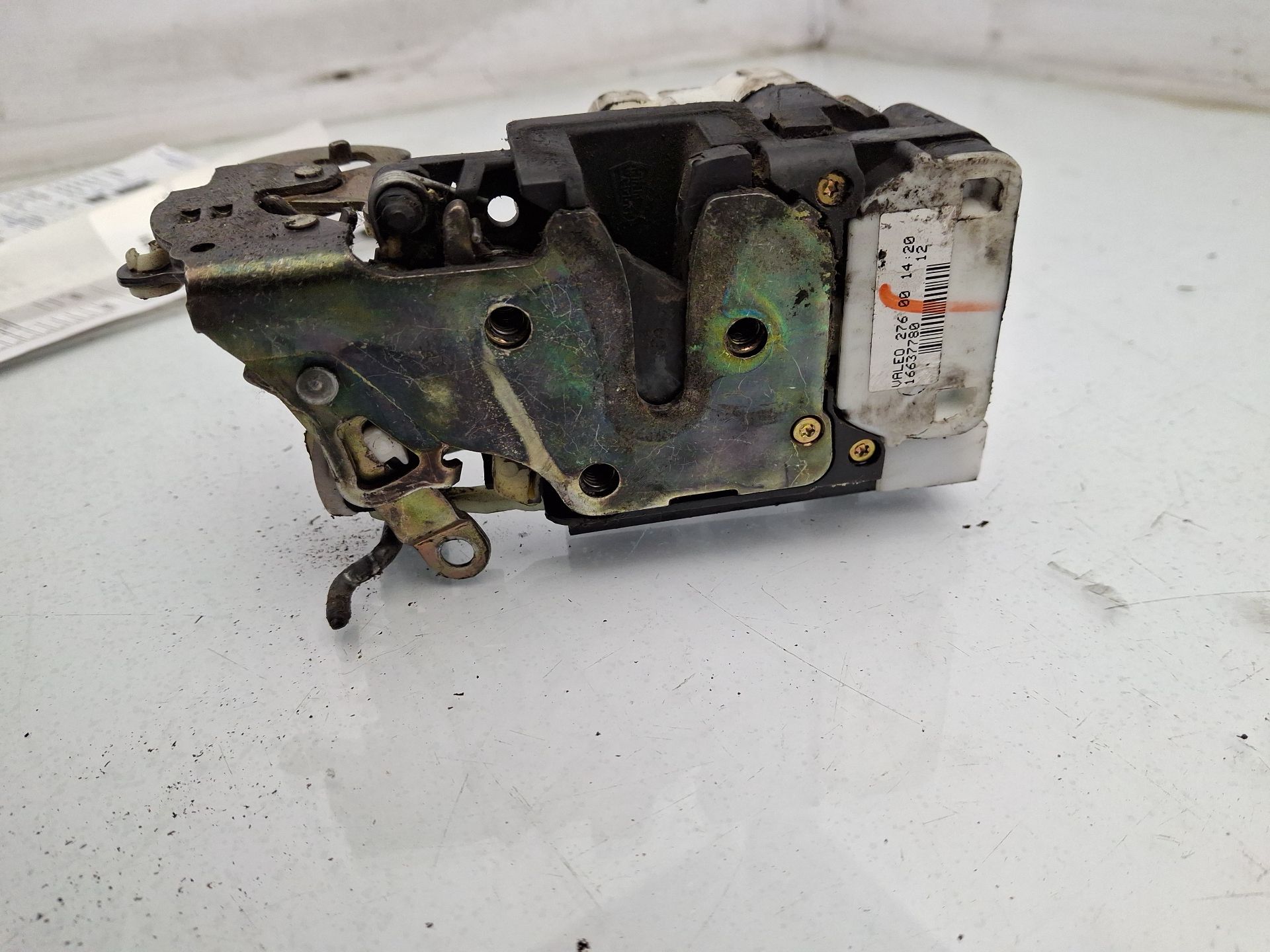 CERRADURA PUERTA DELANTERA DERECHA CHEVROLET TRANS 