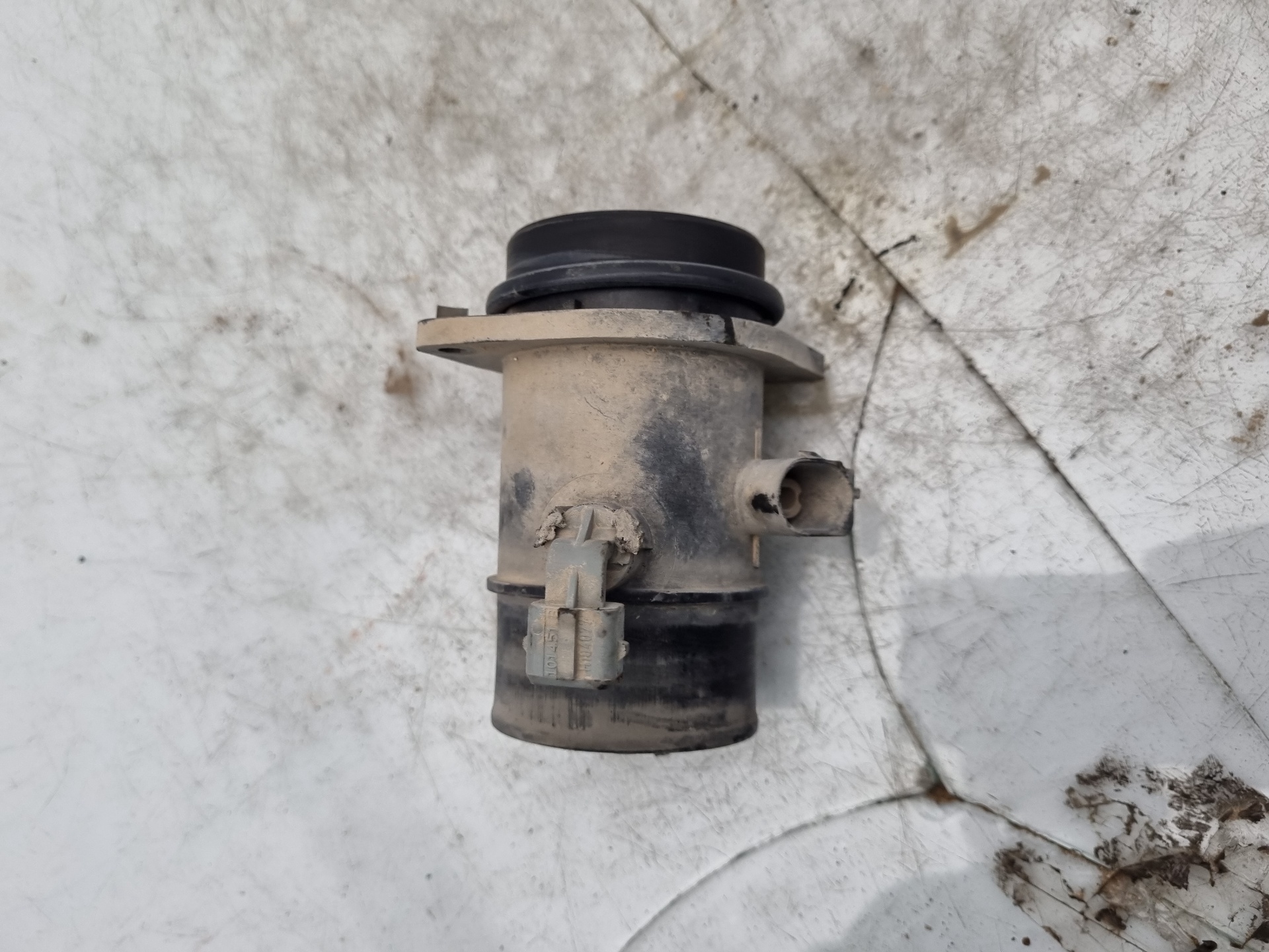 CAUDALIMETRO RENAULT TWINGO K9K 17