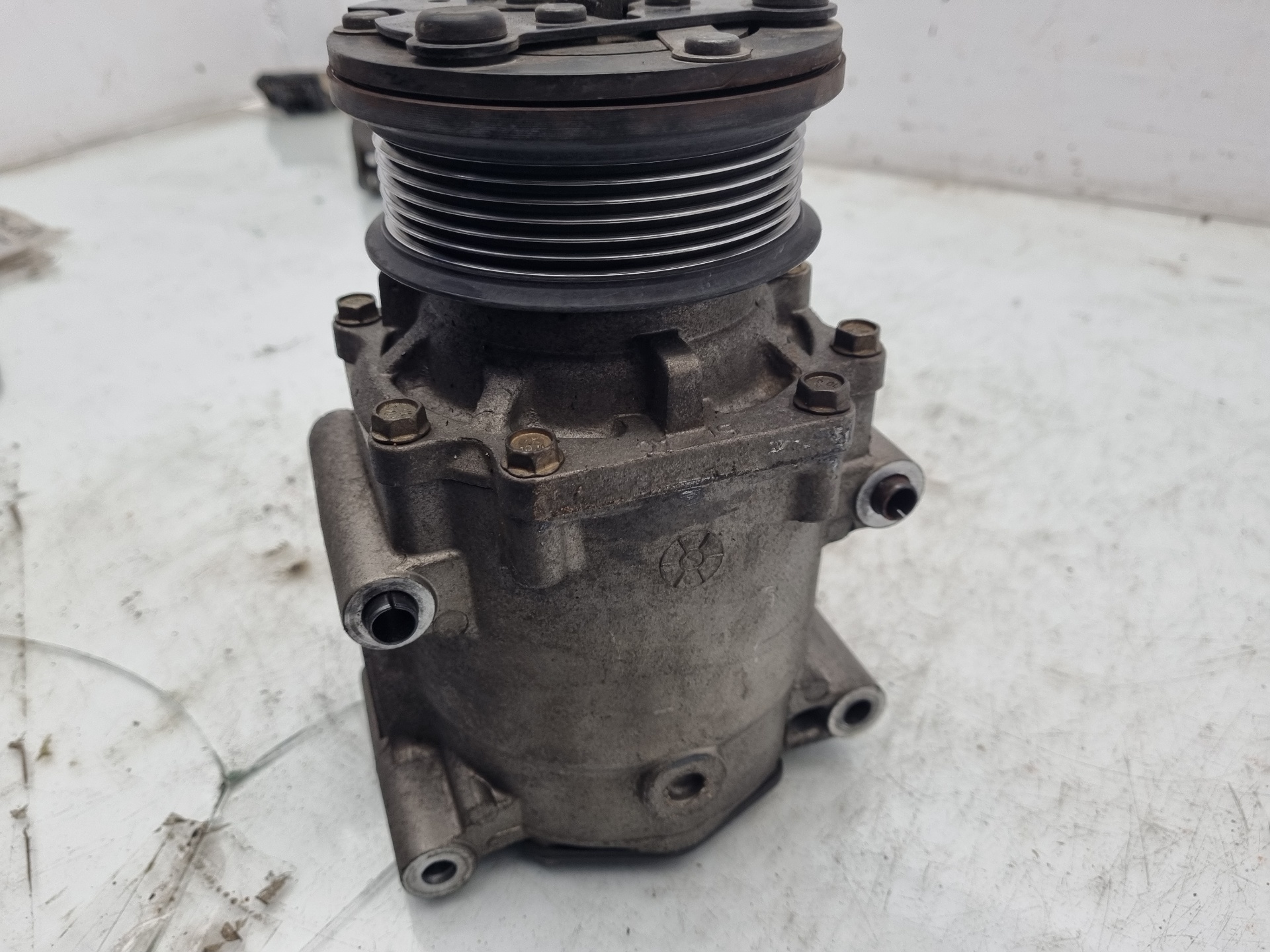 COMPRESOR AIRE ACONDICIONADO FORD FIESTA RTN