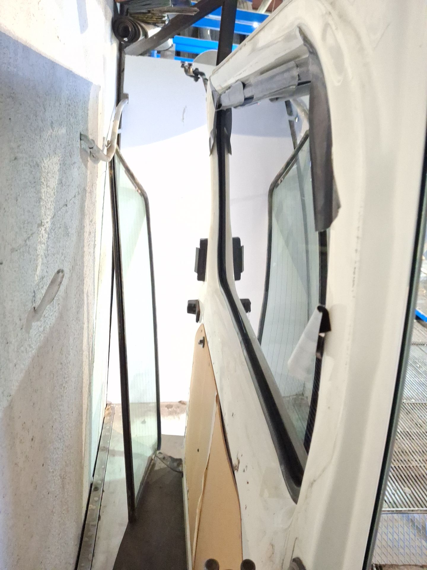 PUERTA LATERAL CORREDERA DERECHA FORD TRANSIT 