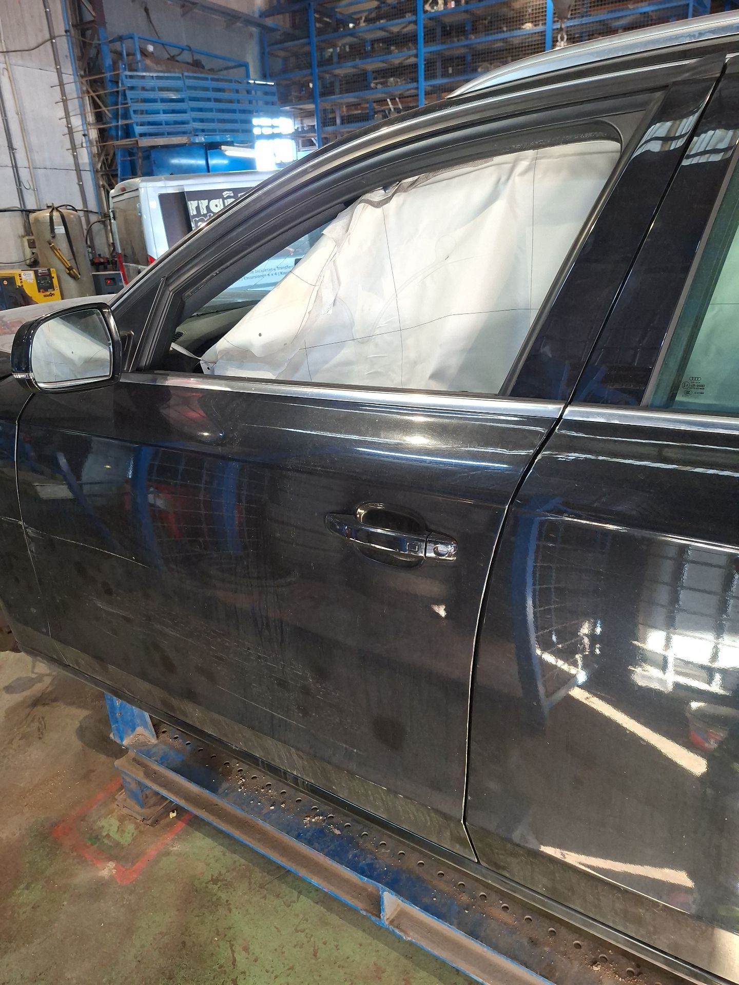 PUERTA DELANTERA IZQUIERDA AUDI A4 