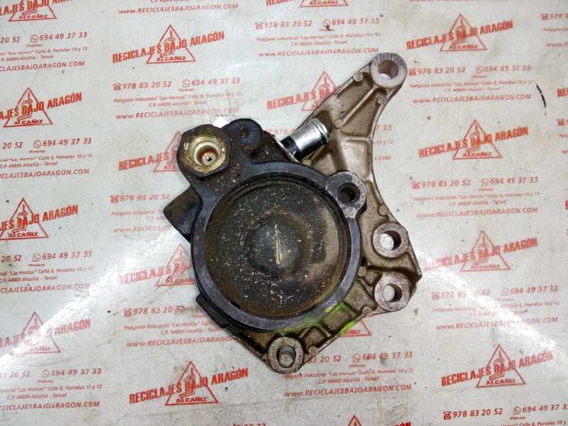 BOMBA DIRECCION RENAULT 21 J7R 751