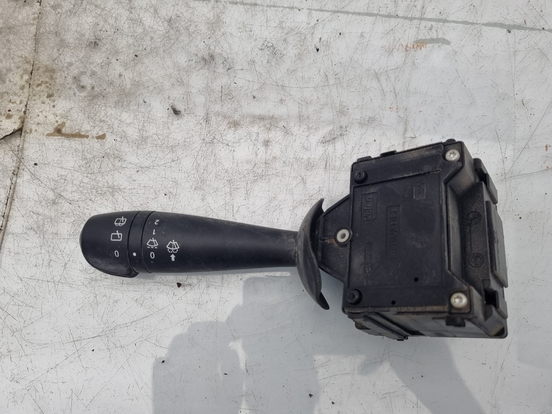 MANDO LIMPIA DACIA DOKKER K9K C6