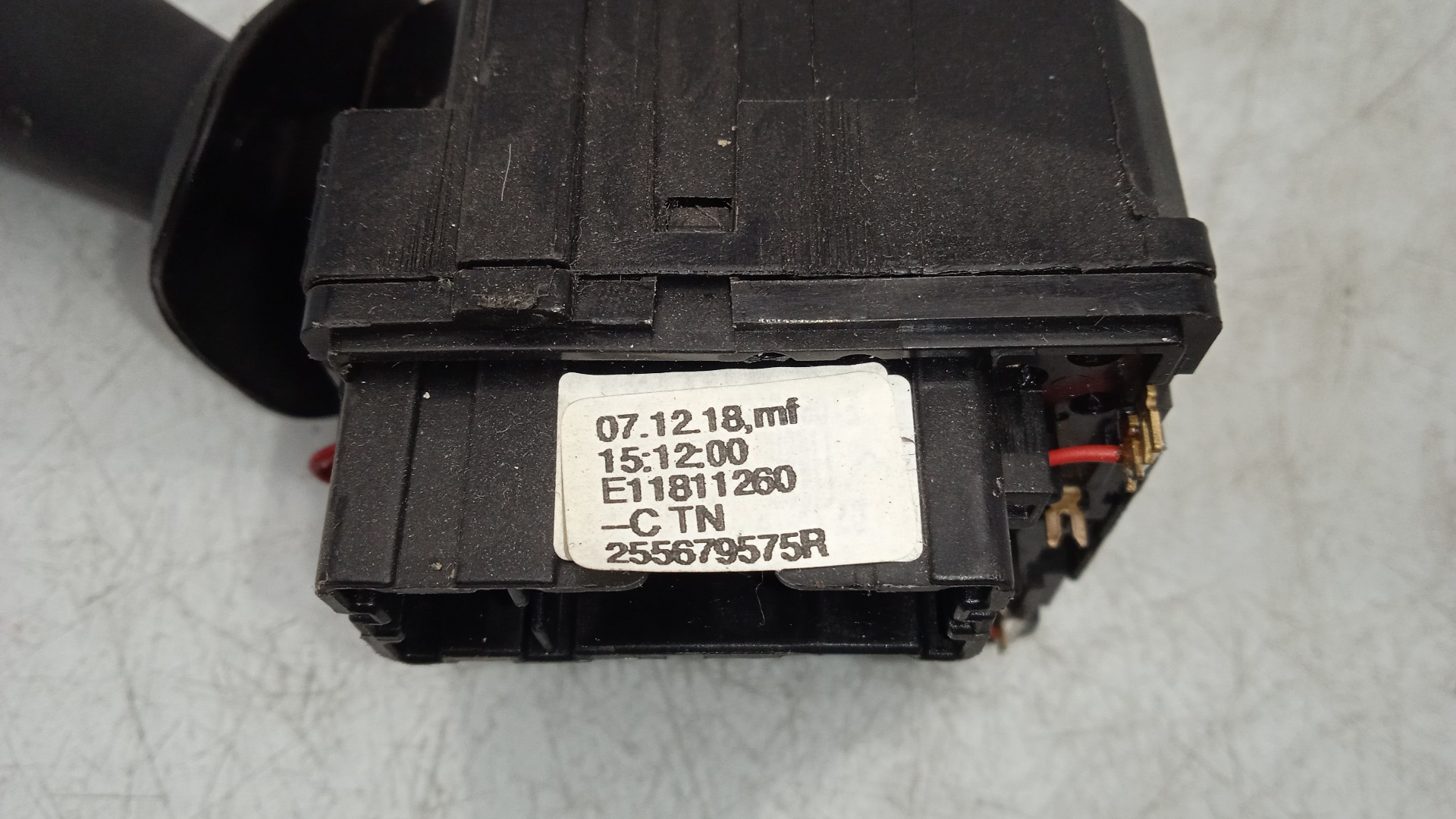 MANDO LIMPIA DACIA SANDERO H4B B4