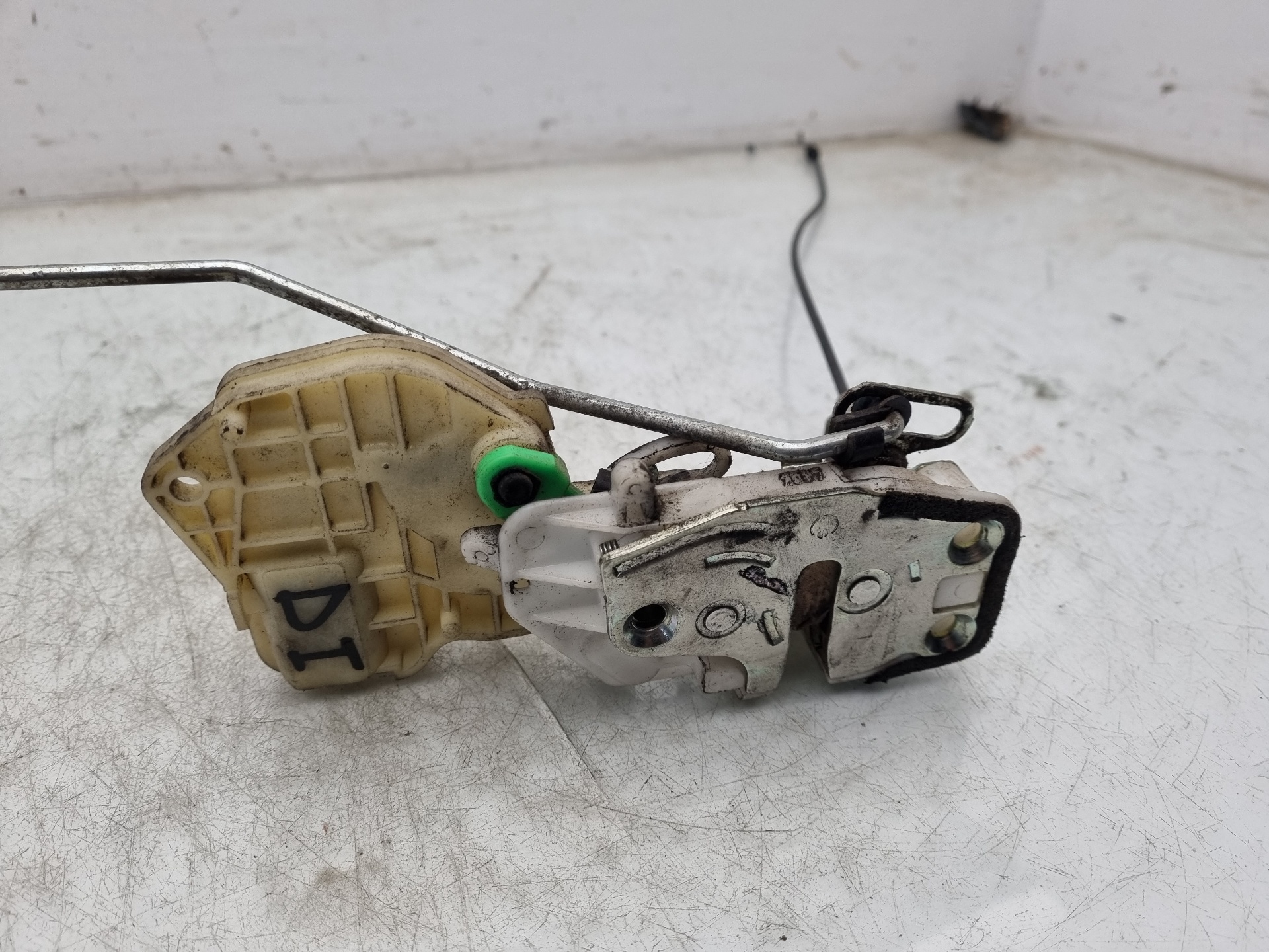 CERRADURA PUERTA DELANTERA IZQUIERDA HONDA CIVIC D16V1