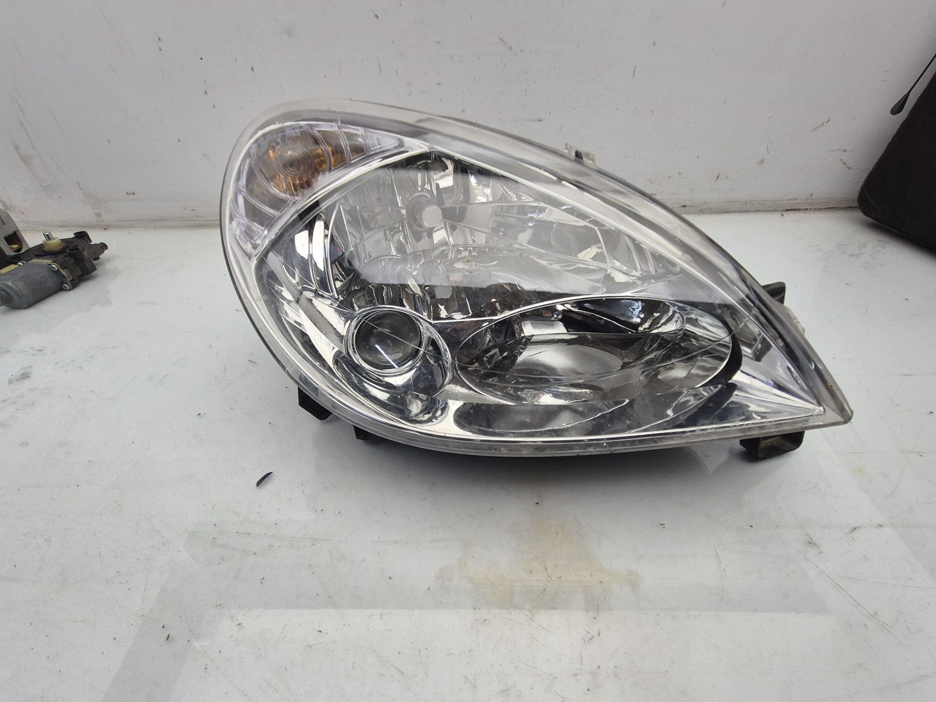 MANDO ELEVALUNAS DELANTERO IZQUIERDO CITROEN XSARA 