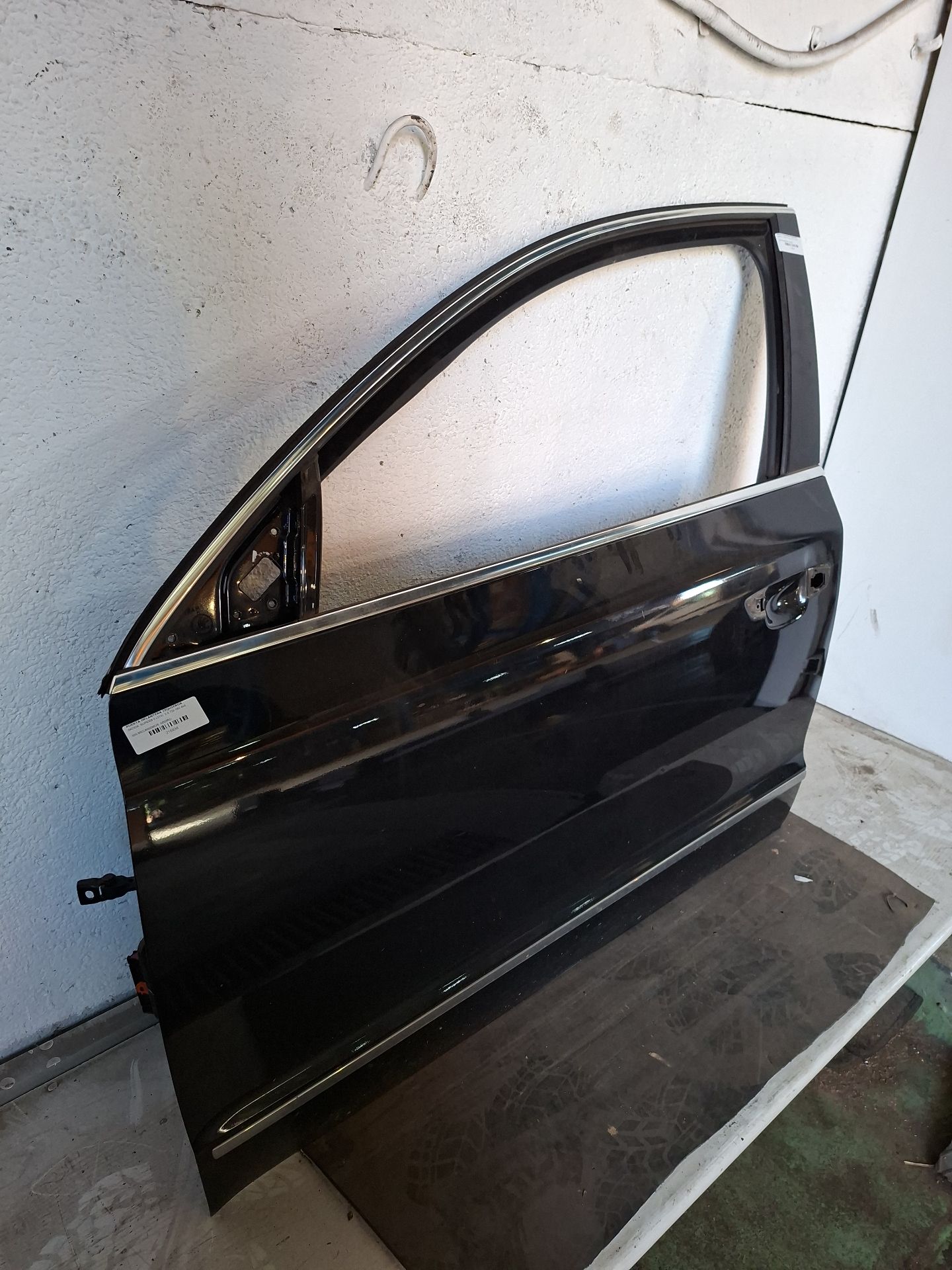 PUERTA DELANTERA IZQUIERDA SKODA SUPERB 