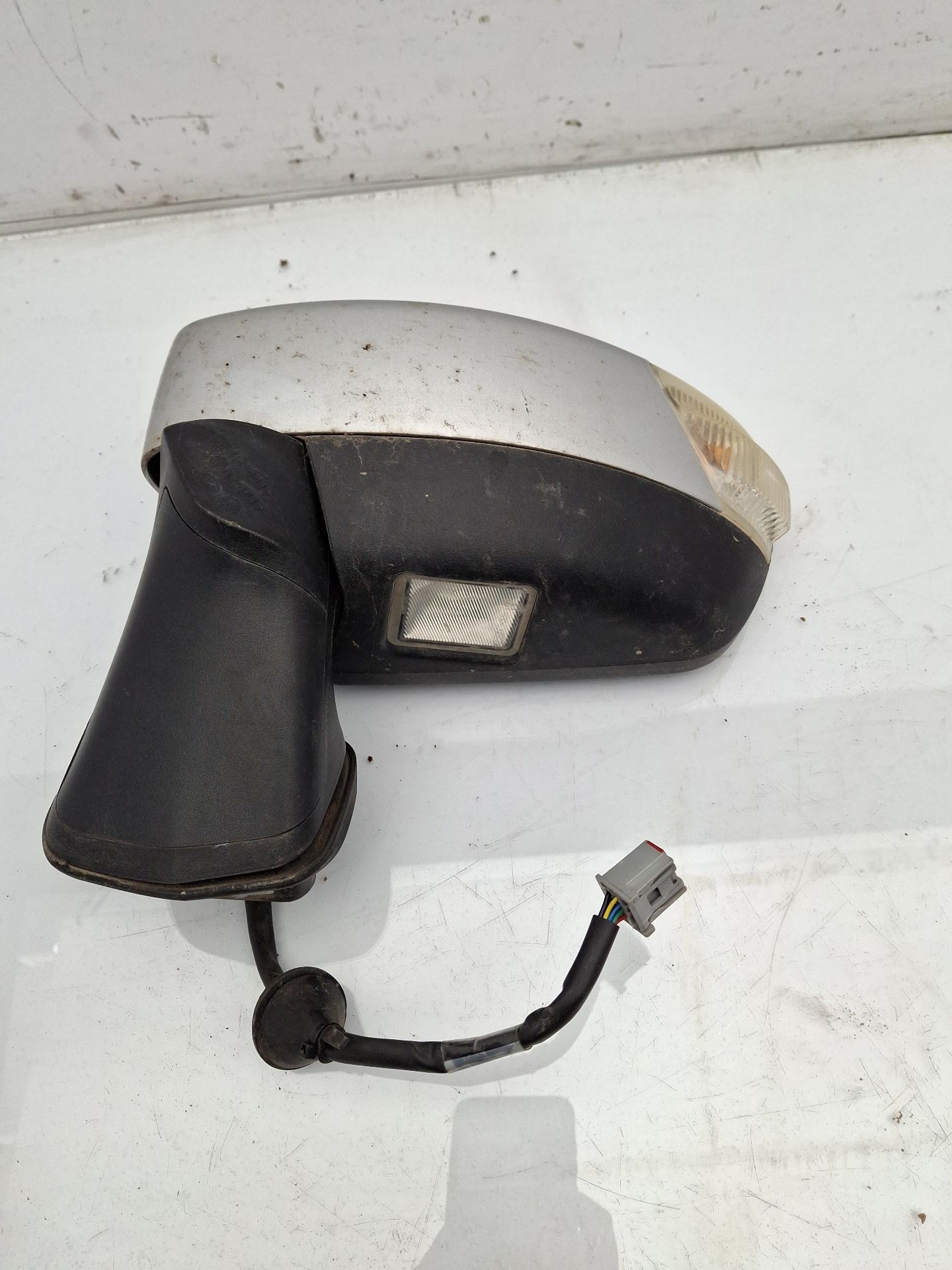 RETROVISOR IZQUIERDO FORD KUGA 
