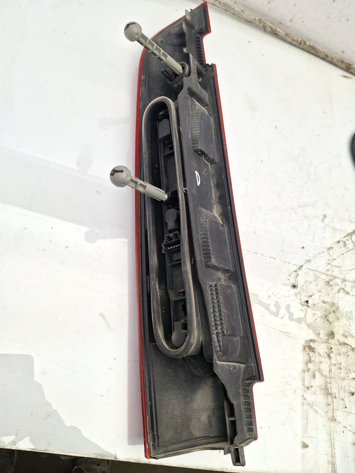 PILOTO TRASERO DERECHO RENAULT KANGOO 