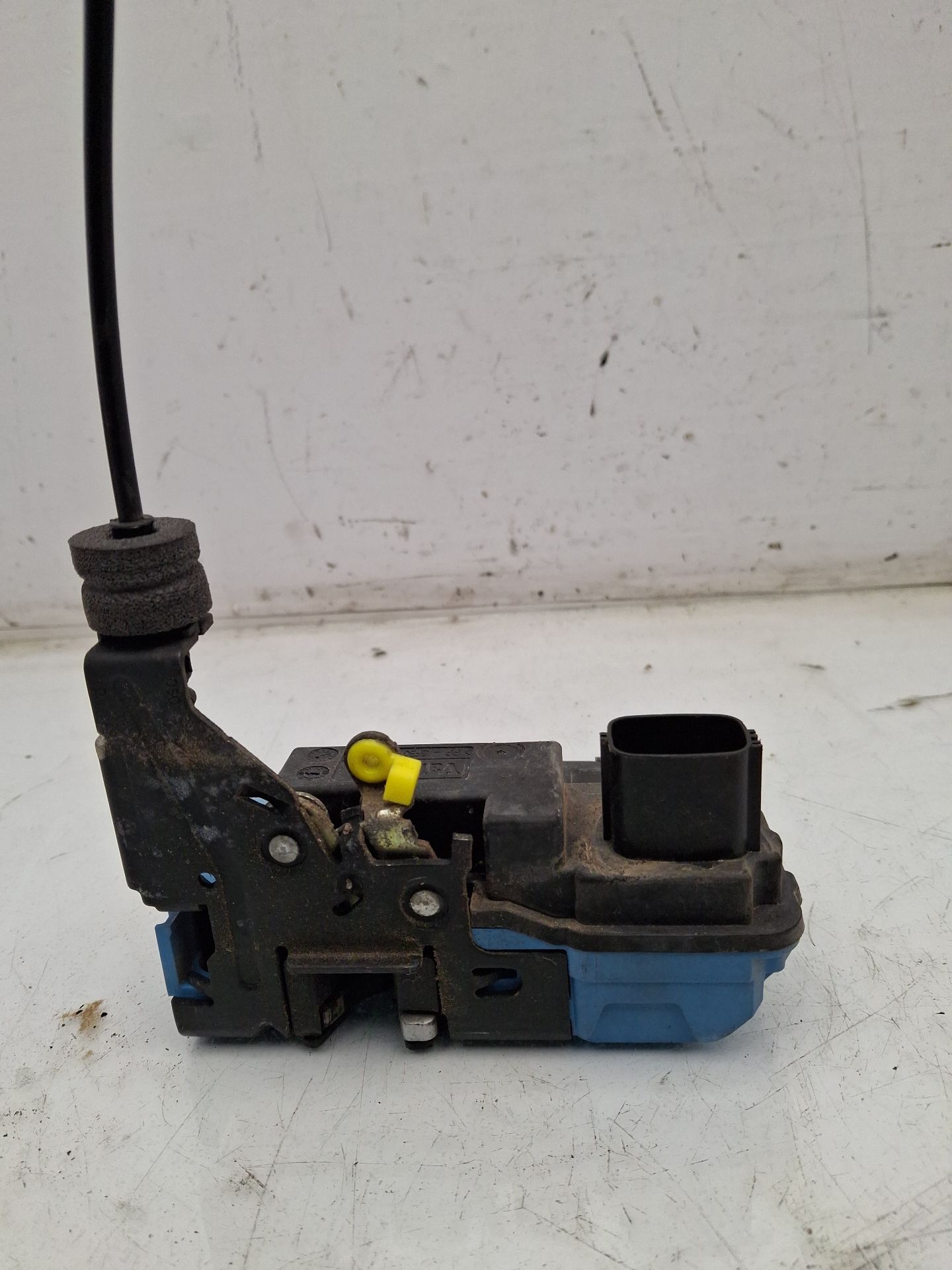 CERRADURA PUERTA DELANTERA DERECHA VOLVO S60 