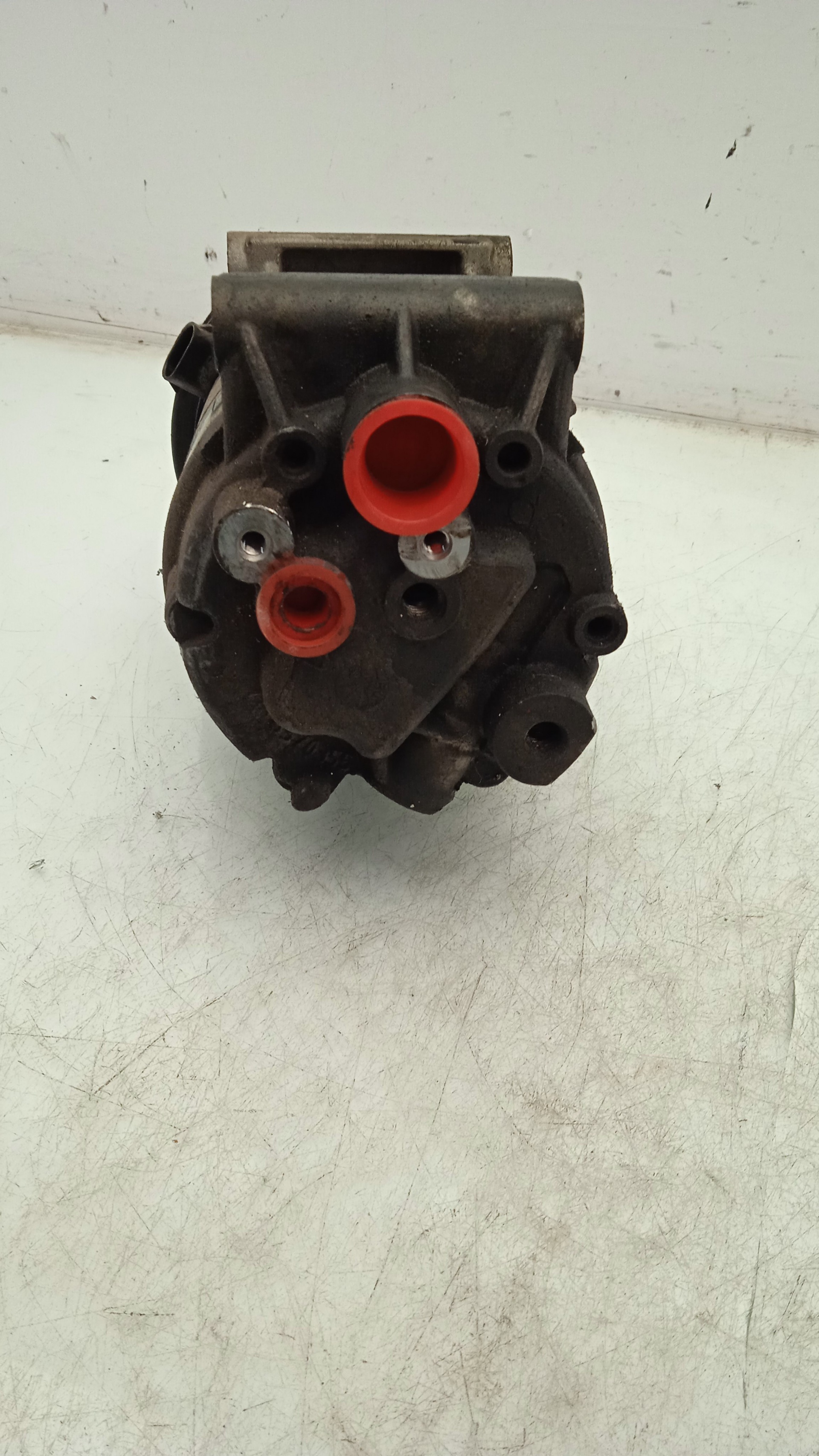 COMPRESOR AIRE ACONDICIONADO NISSAN ALMERA K9K