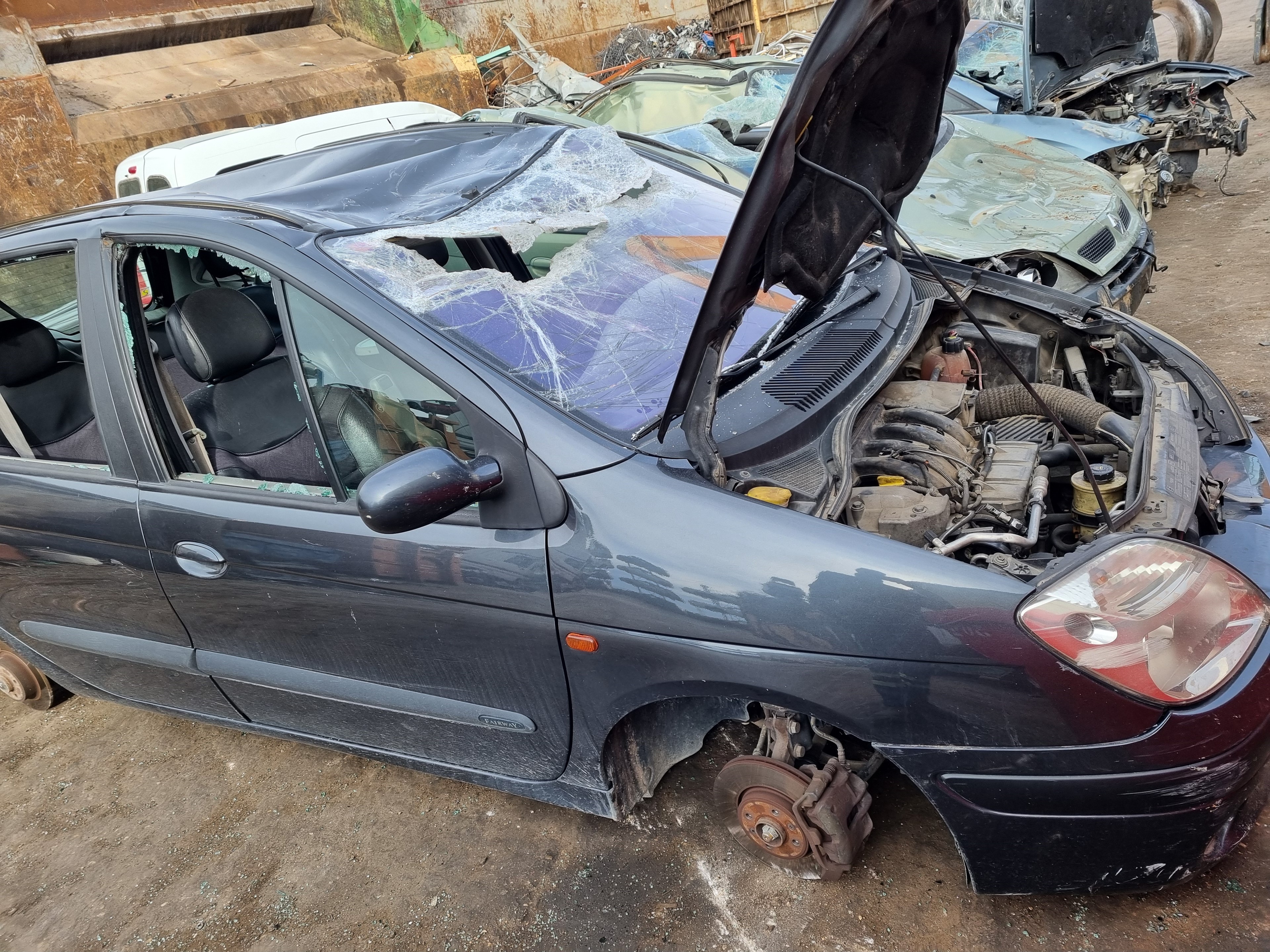 RETROVISOR IZQUIERDO RENAULT MEGANE K4M A7