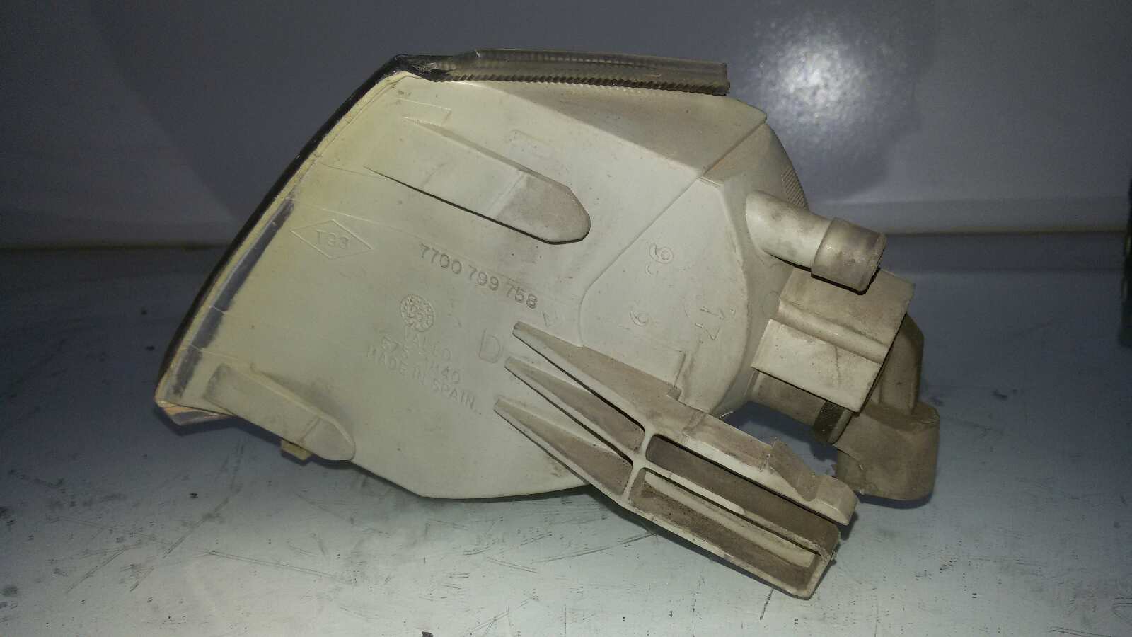 PILOTO DELANTERO DERECHO RENAULT CLIO C3G720