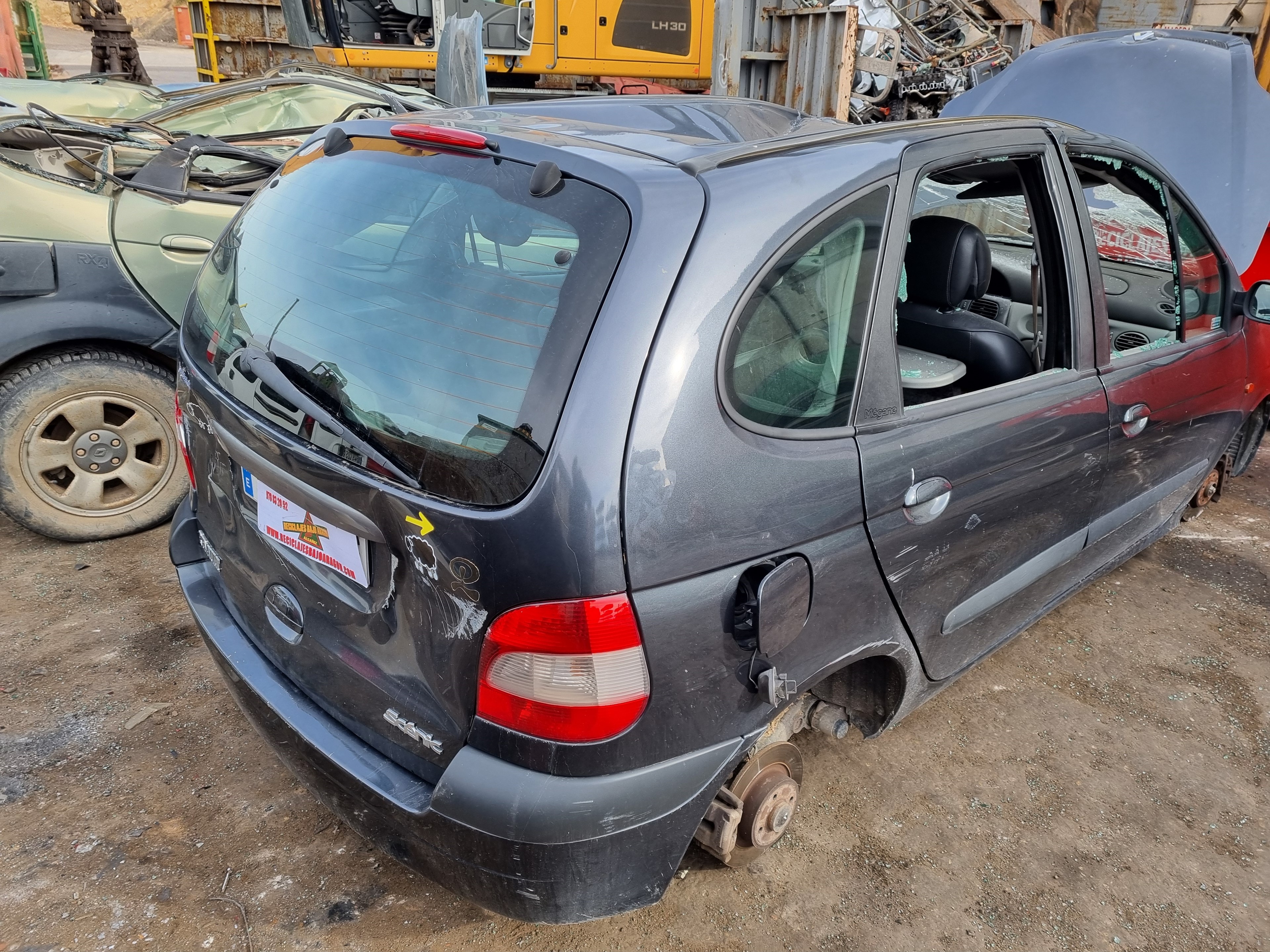 RETROVISOR IZQUIERDO RENAULT MEGANE K4M A7