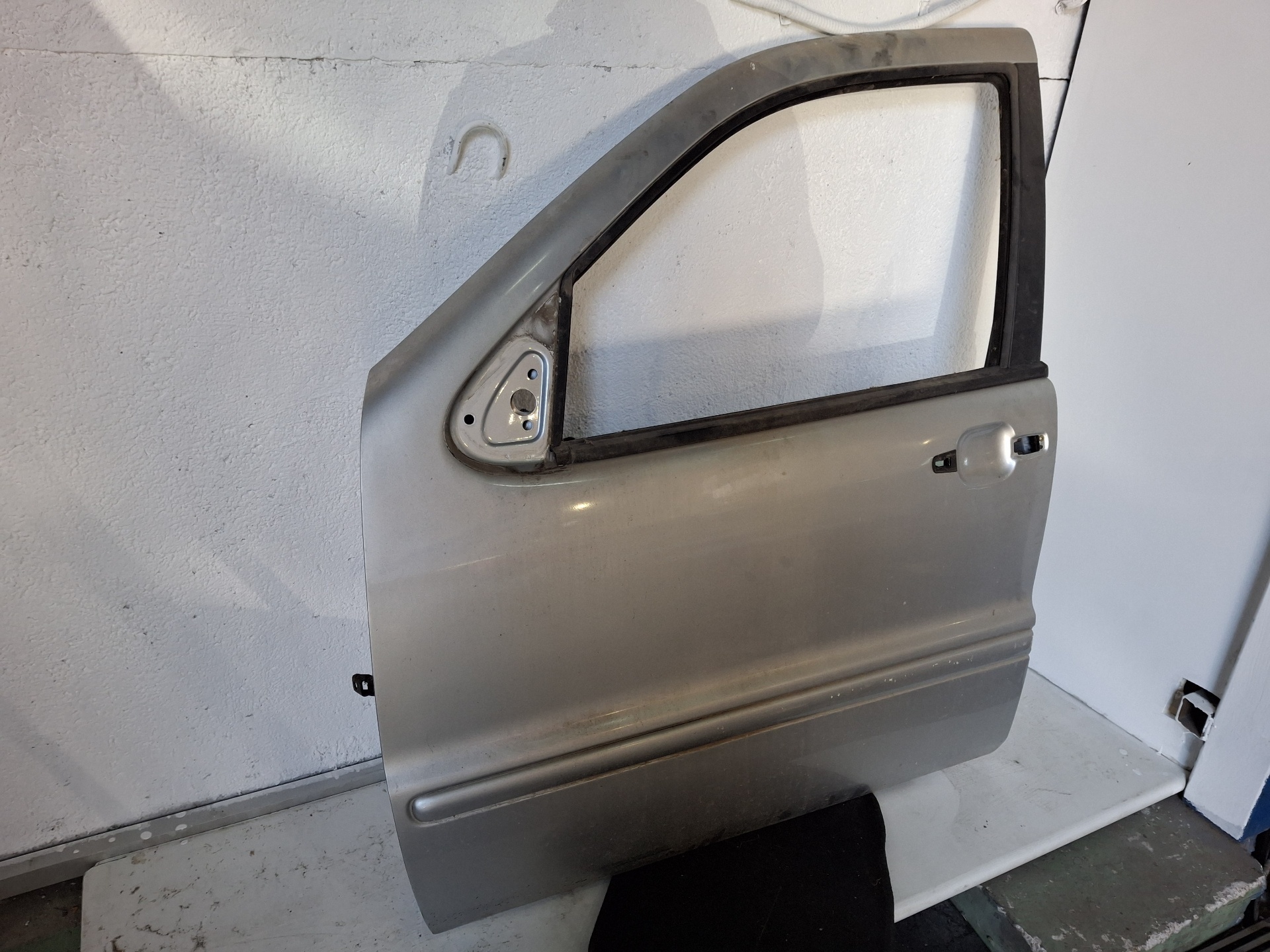 PUERTA DELANTERA IZQUIERDA MERCEDES-BENZ CLASE M 612963