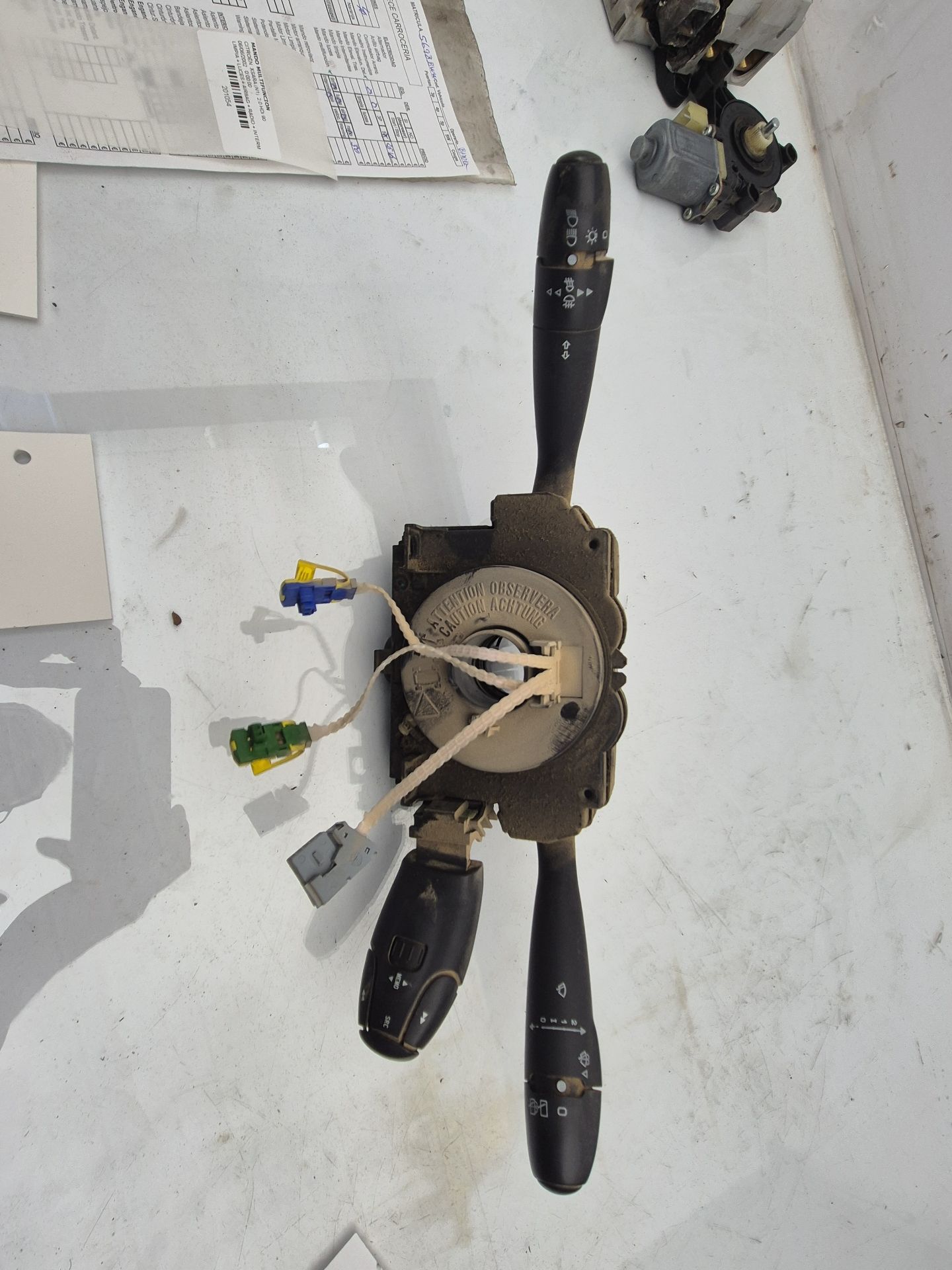 MANDO ELEVALUNAS DELANTERO IZQUIERDO CITROEN XSARA 