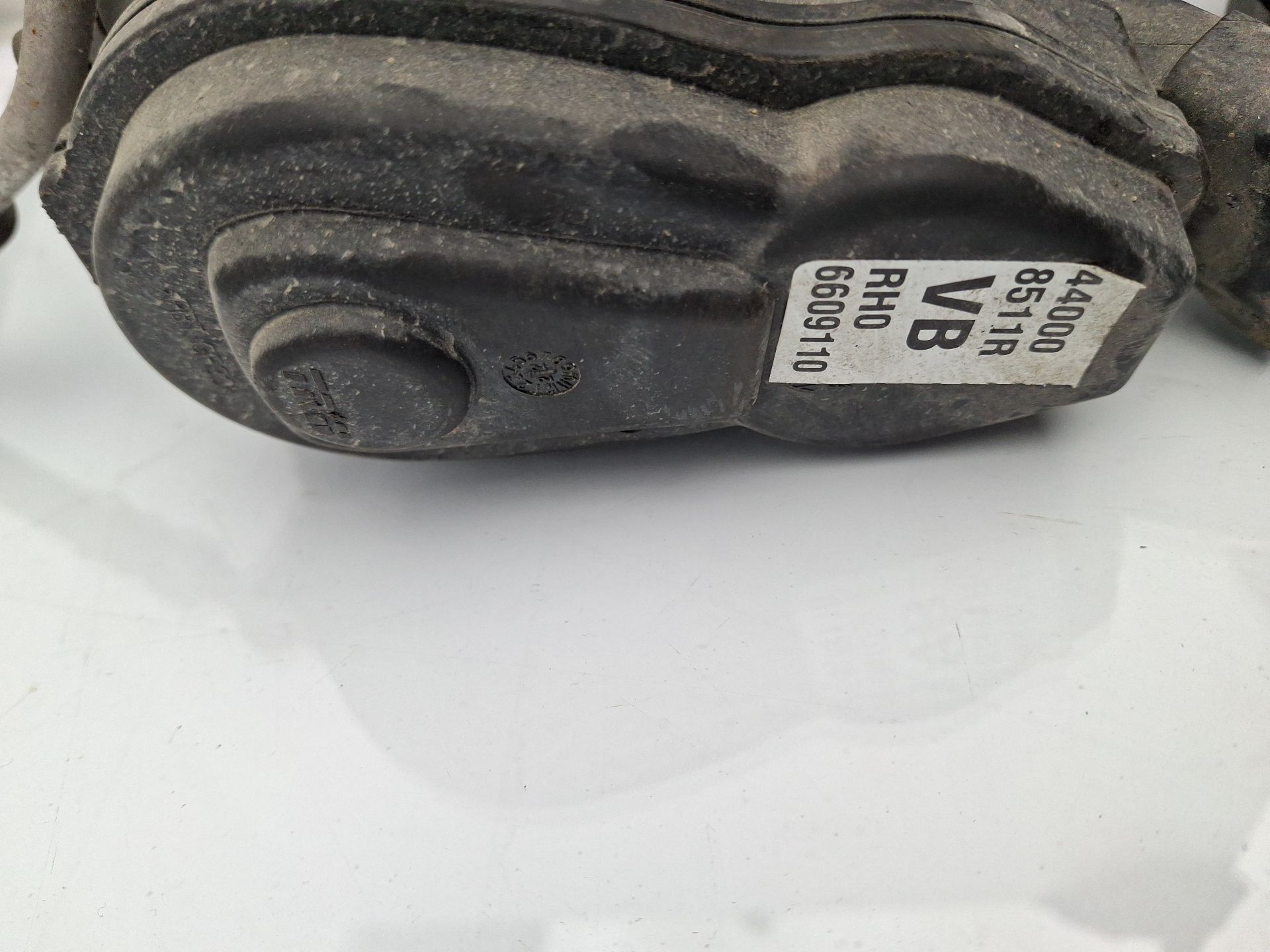 PINZA FRENO TRASERA DERECHA RENAULT ARKANA 